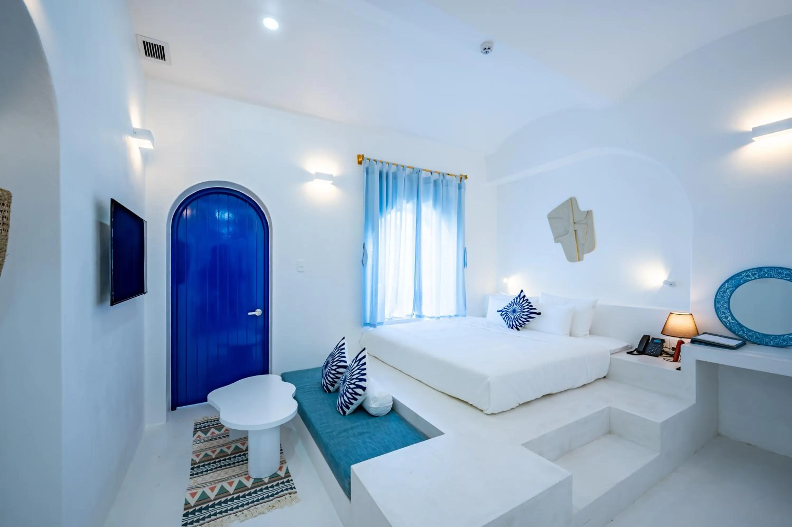 Bed in Happiness Hotel