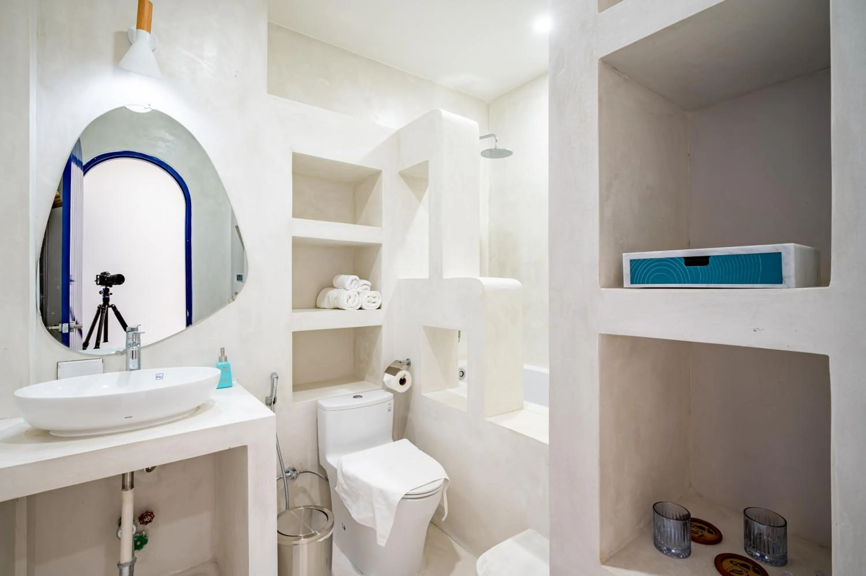 Toilet in Happiness Hotel