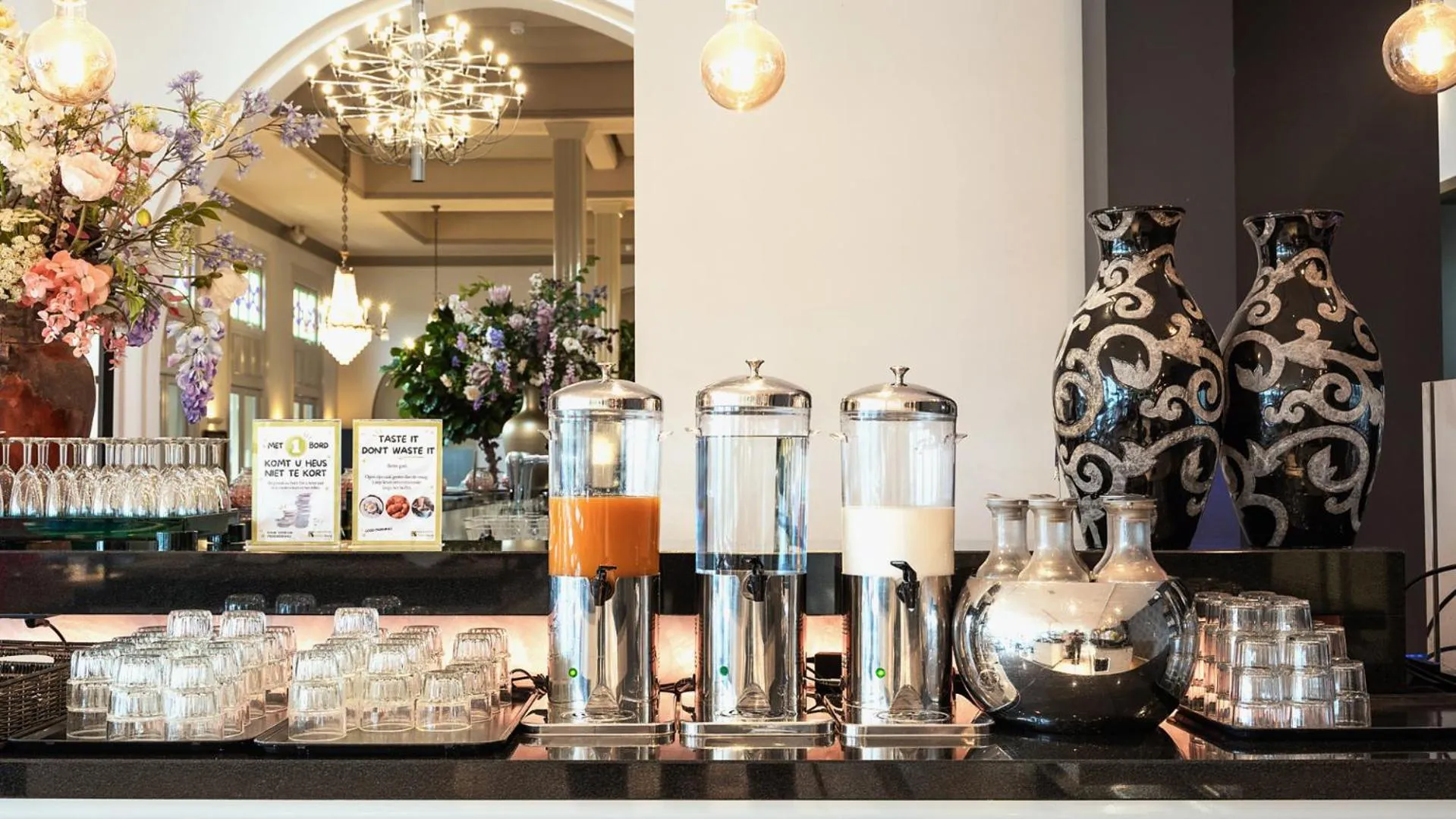 Coffee/tea facilities in Parkhotel Valkenburg