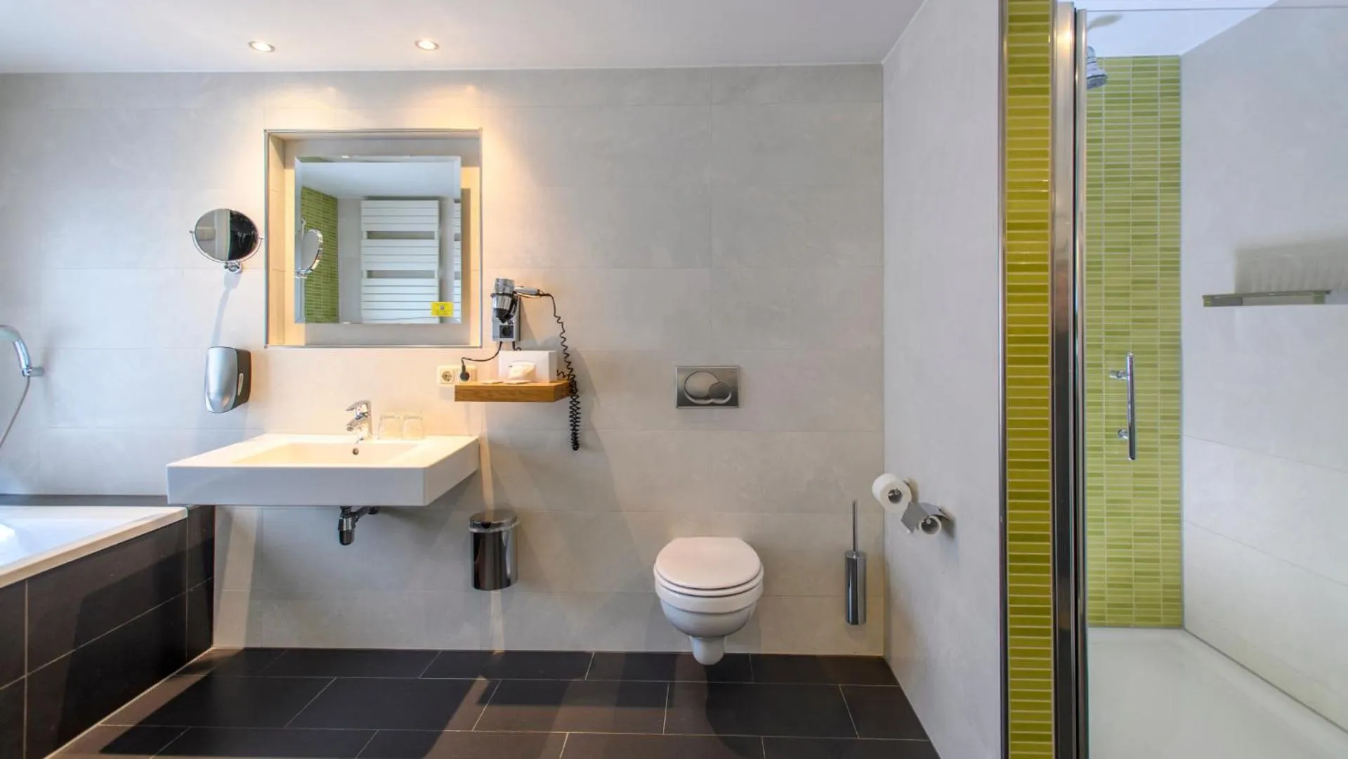 Shower in Parkhotel Valkenburg