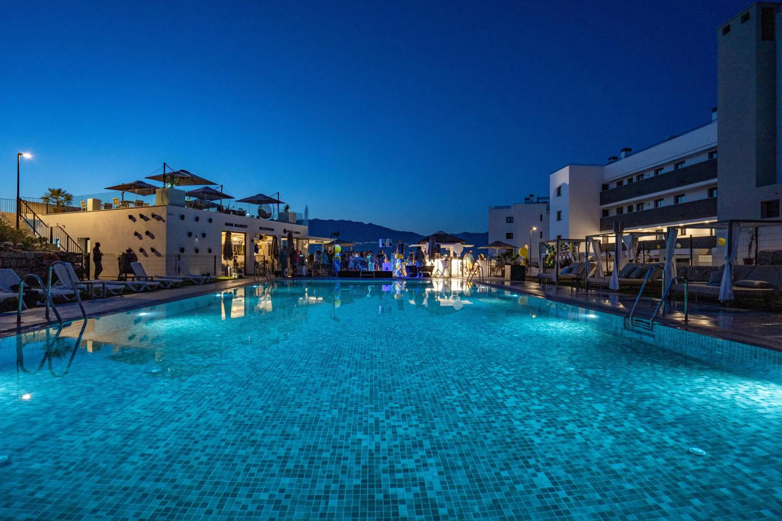 Property building in Hacienda el Sueno