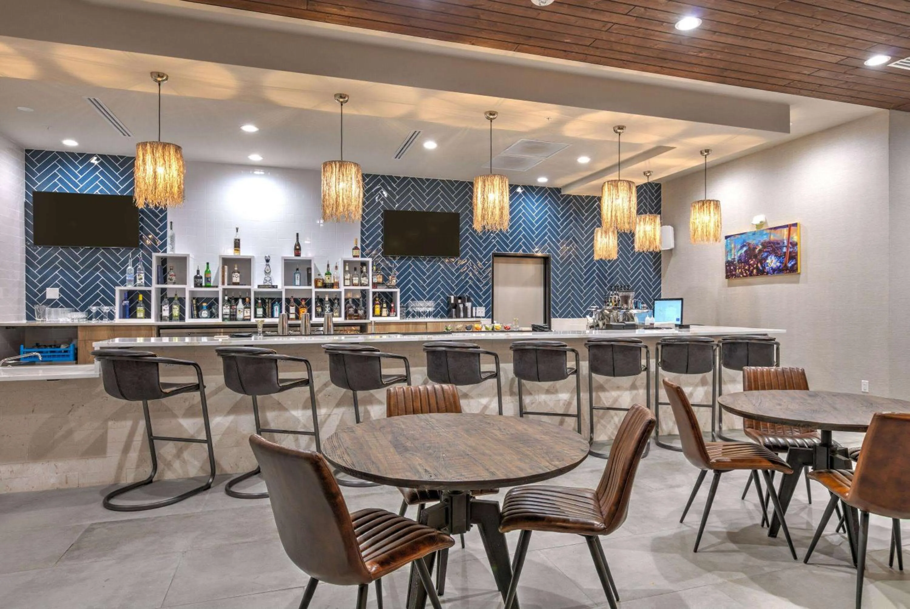 Restaurant/places to eat in The Elm, a Ramada by Wyndham
