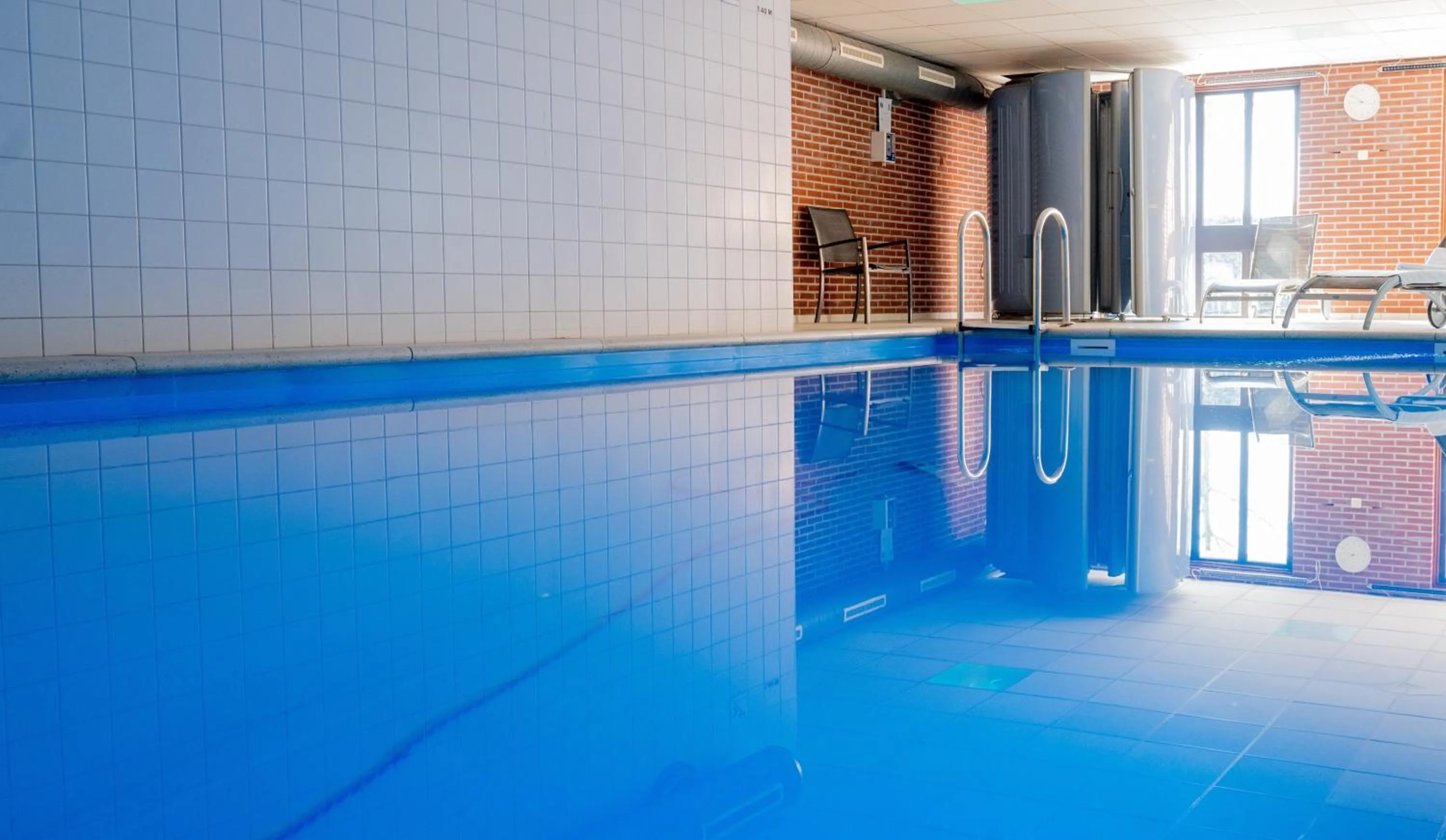 Swimming pool in Hotel Wapen van Delden