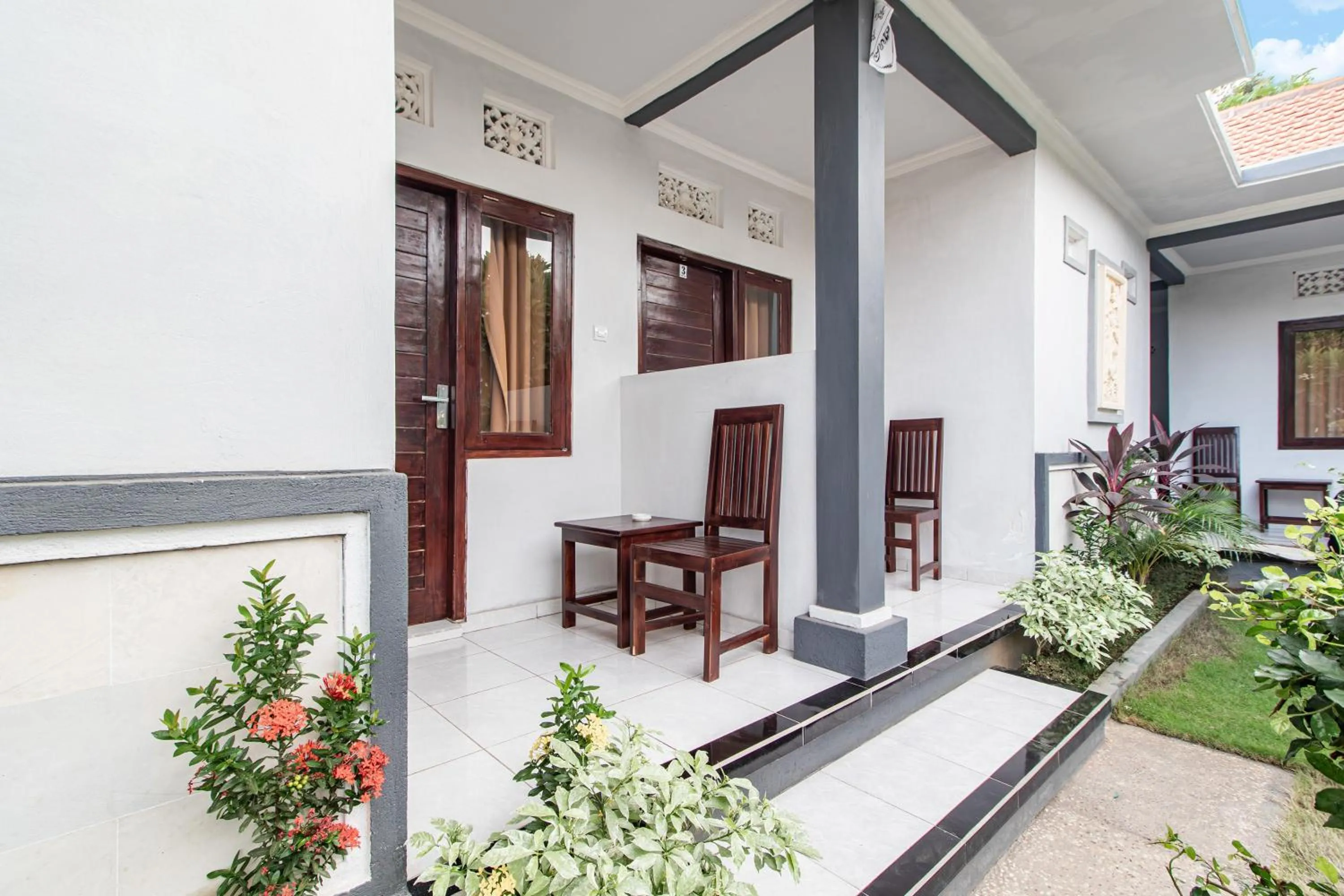 Lobby or reception in OYO 93482 Penginapan Tenang Lovina