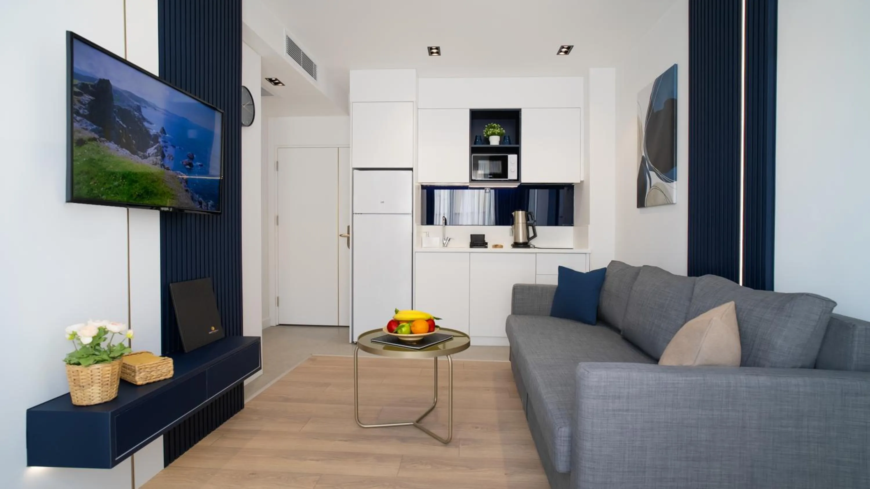 TV and multimedia in Stile Suite Marine Hotel