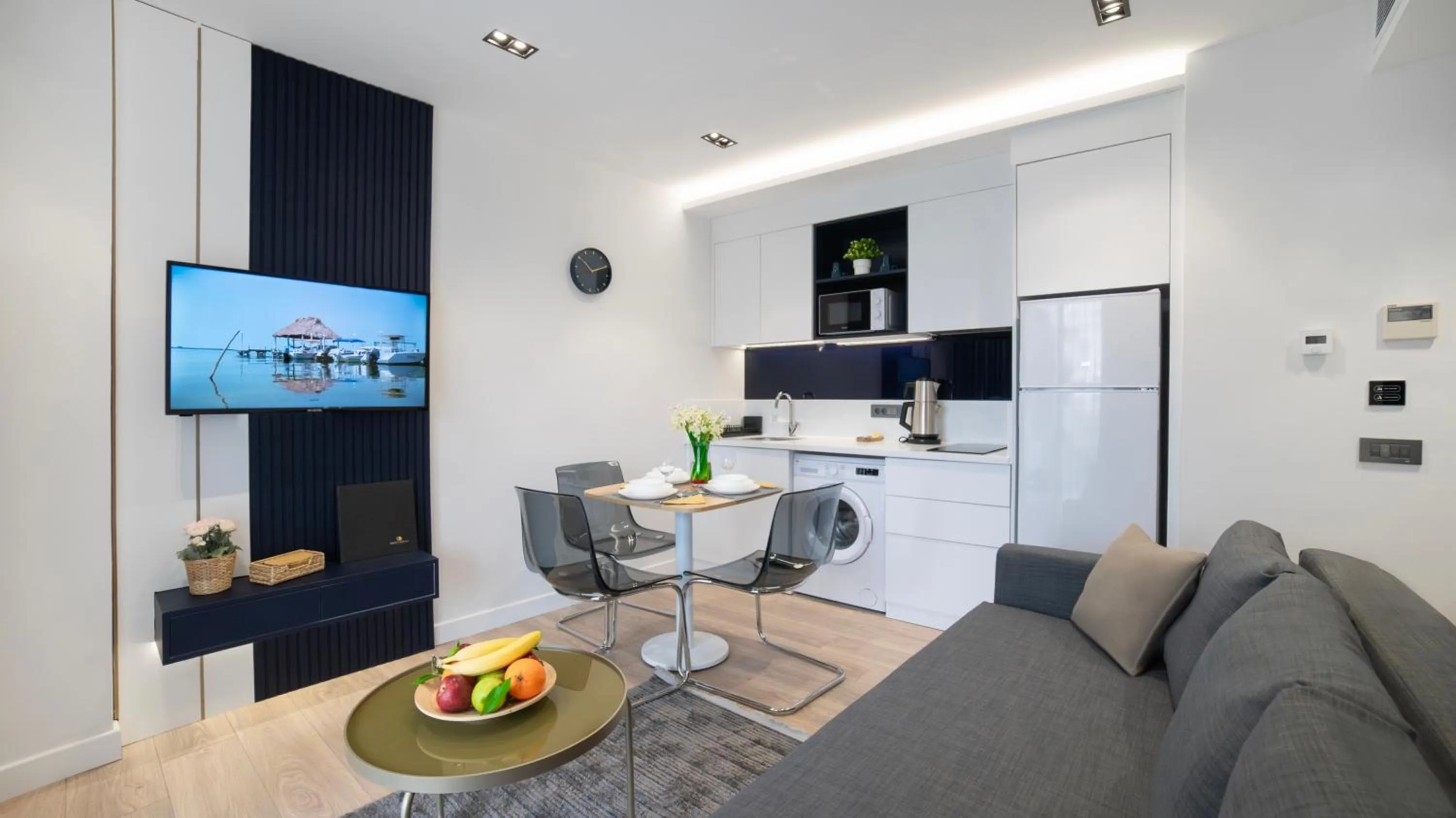 TV and multimedia in Stile Suite Marine Hotel