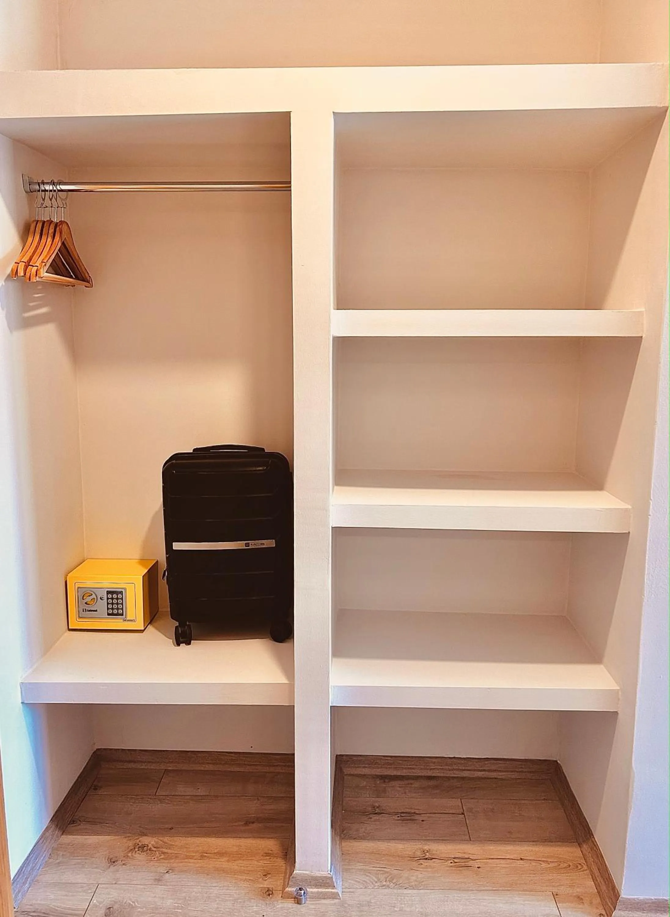 wardrobe in FIFTY5 Suite Hotel