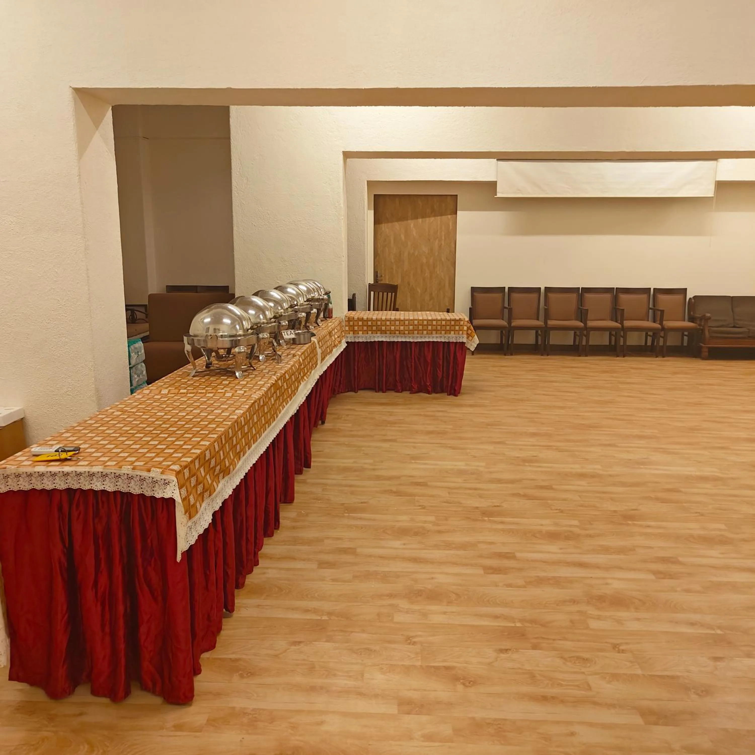 Food and drinks in Tuliip Residency