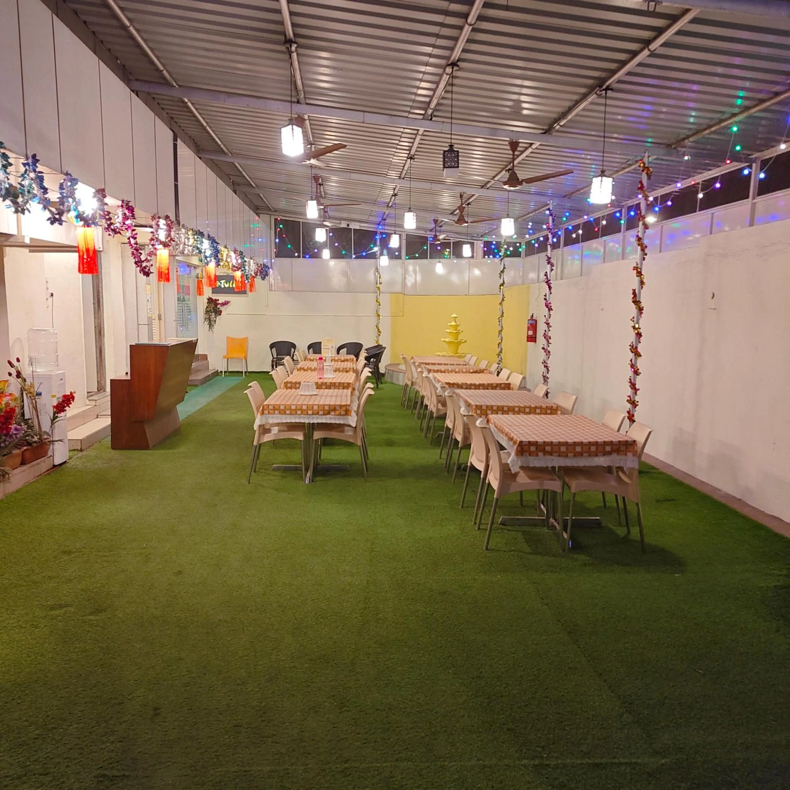 Restaurant/places to eat in Tuliip Residency