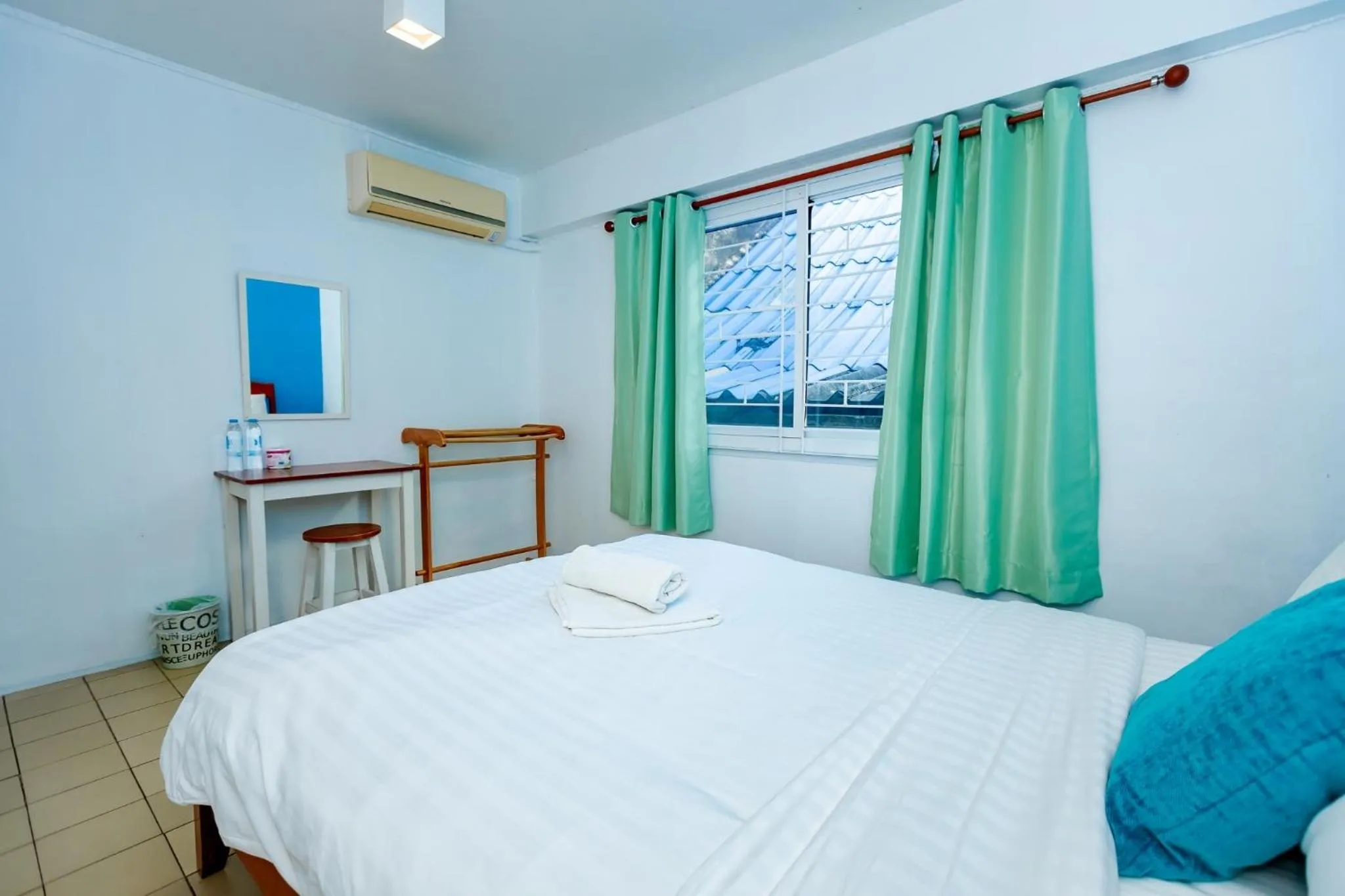 Photo of the whole room in iTalay Krabi