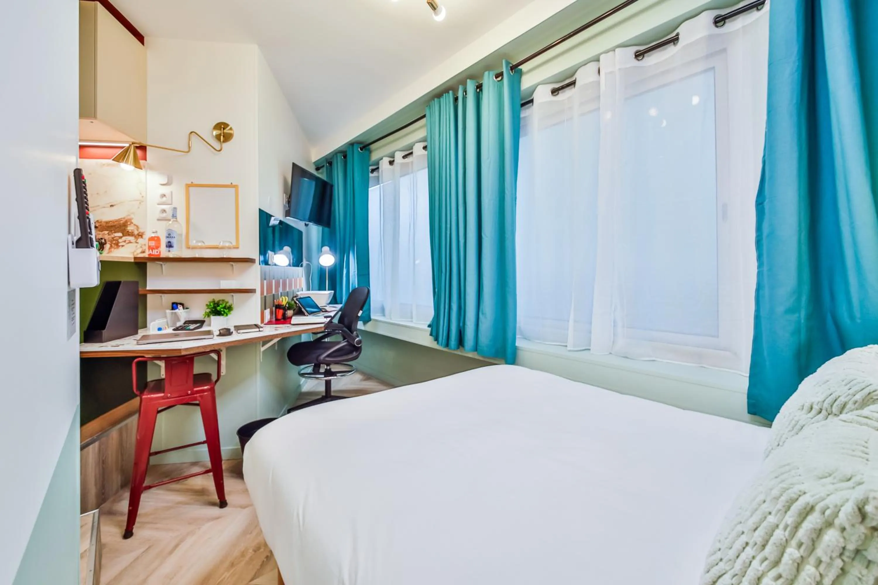 Bed in WS Molitor - Auteuil