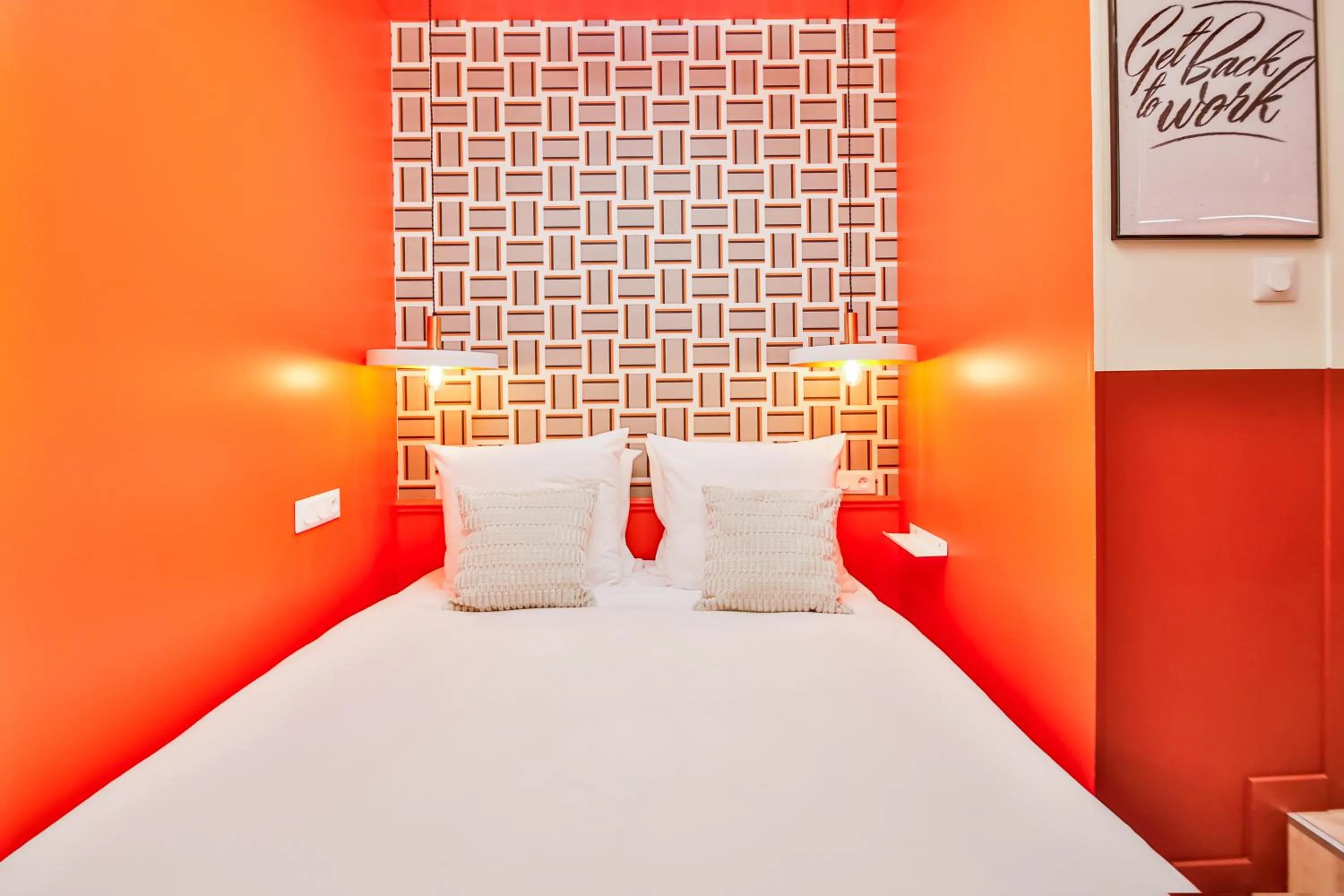 Bed in WS Molitor - Auteuil