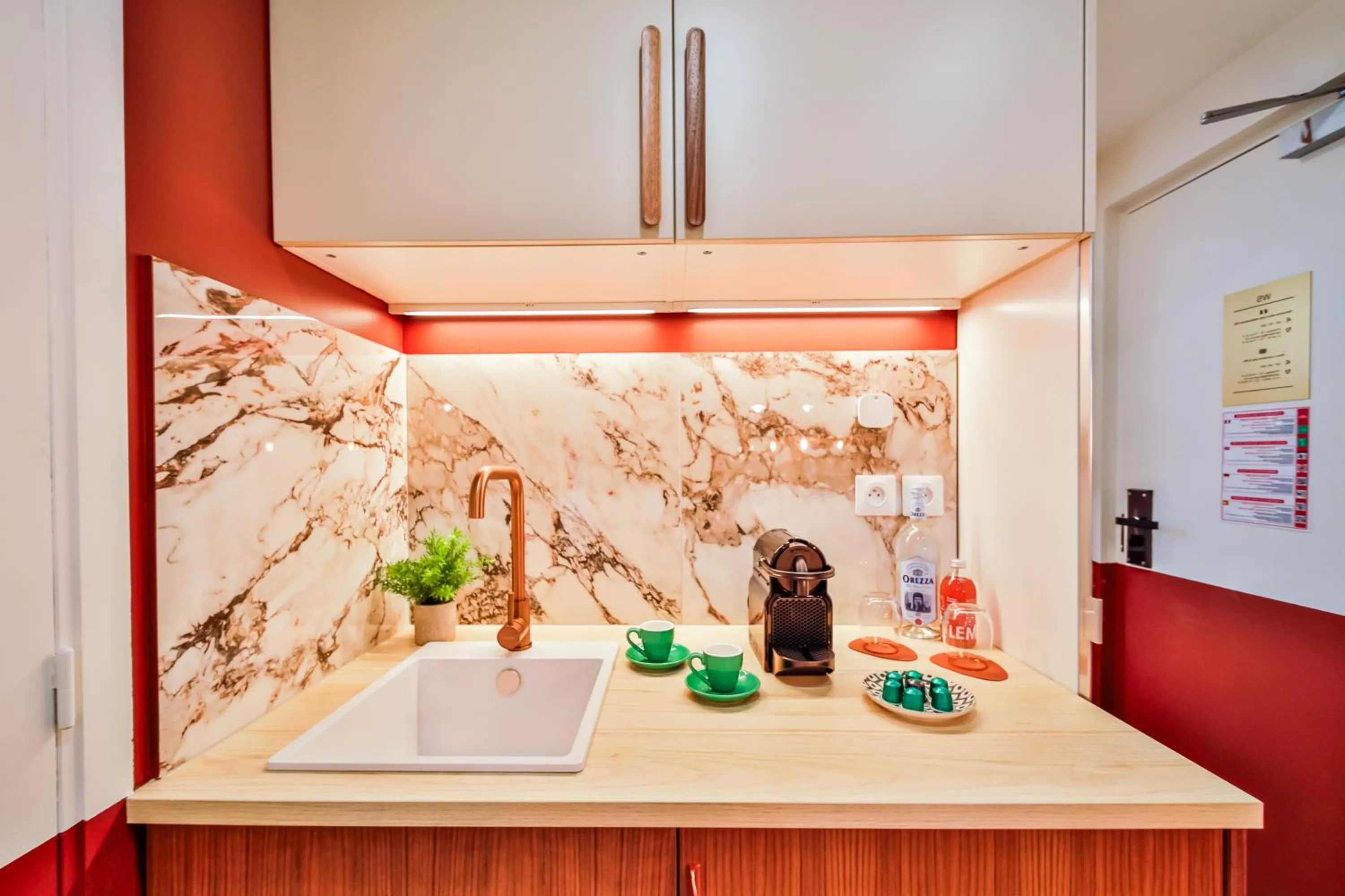 Kitchen or kitchenette in WS Molitor - Auteuil