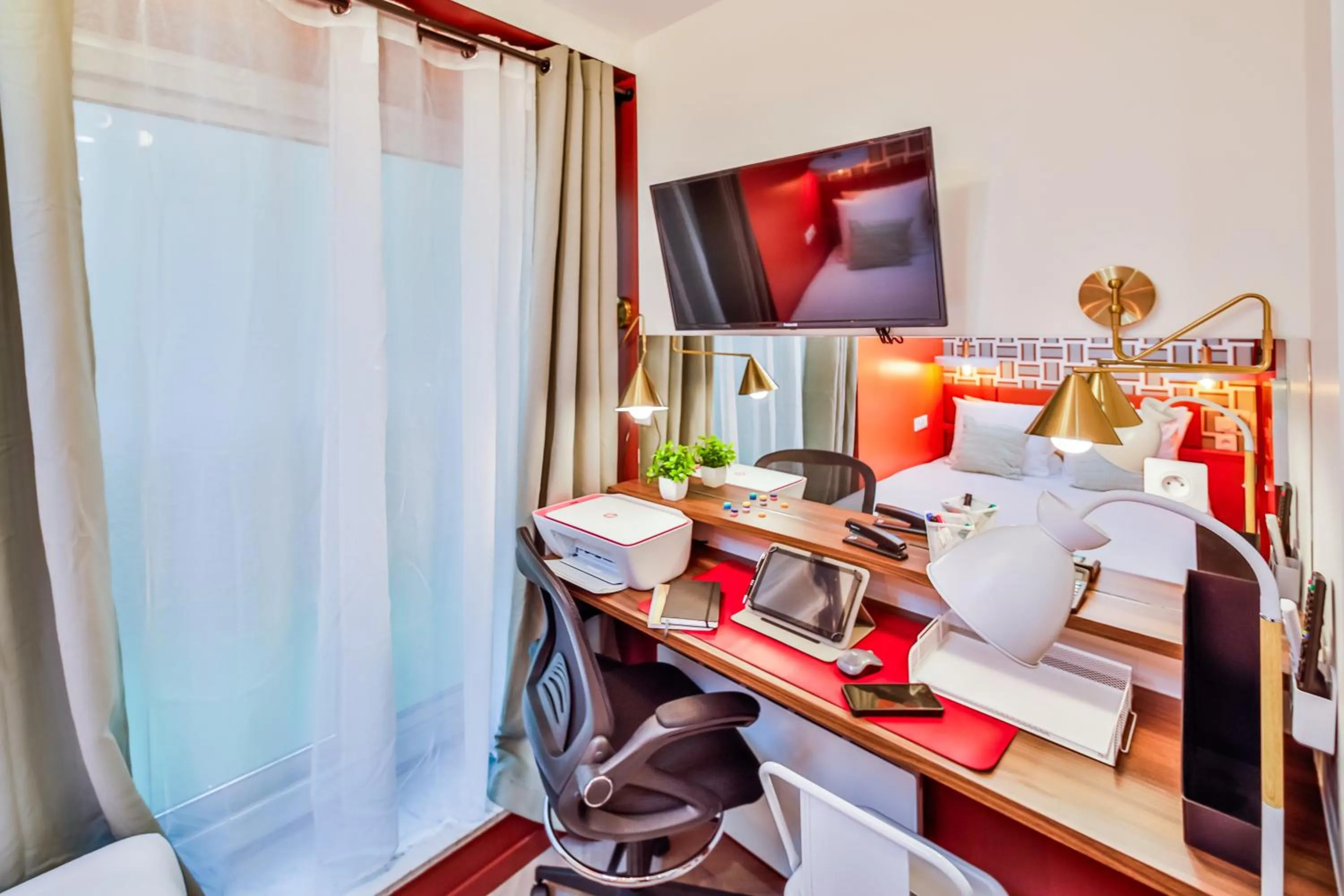 TV and multimedia in WS Molitor - Auteuil