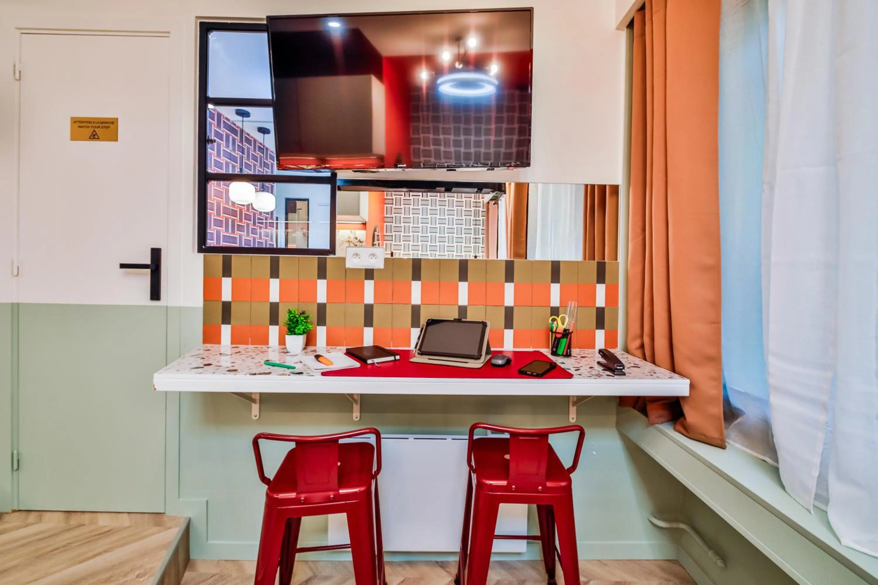 Dining area in WS Molitor - Auteuil