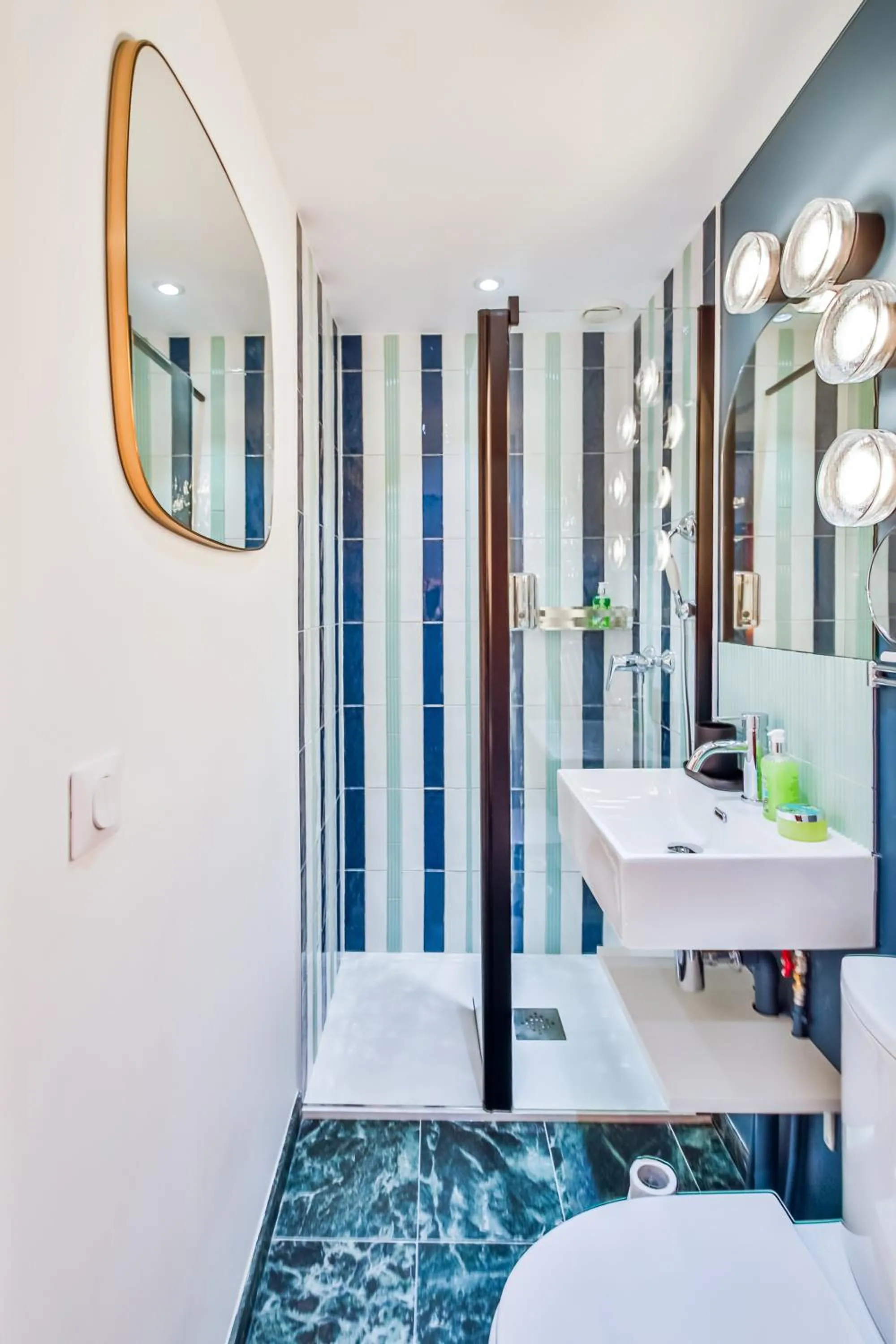 Bathroom in WS Molitor - Auteuil