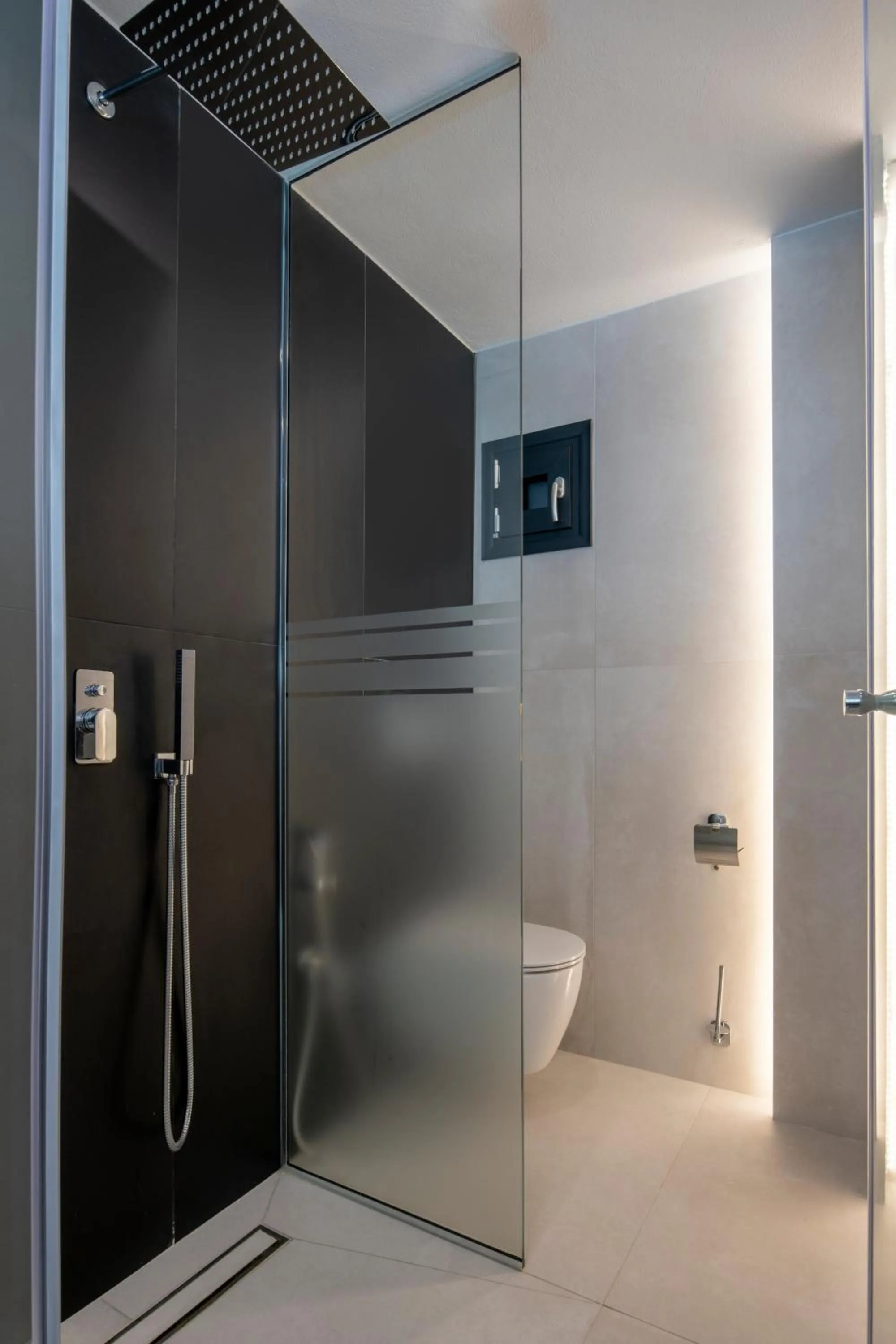 Shower in Alexandrion Appartments Down Town Adults Only