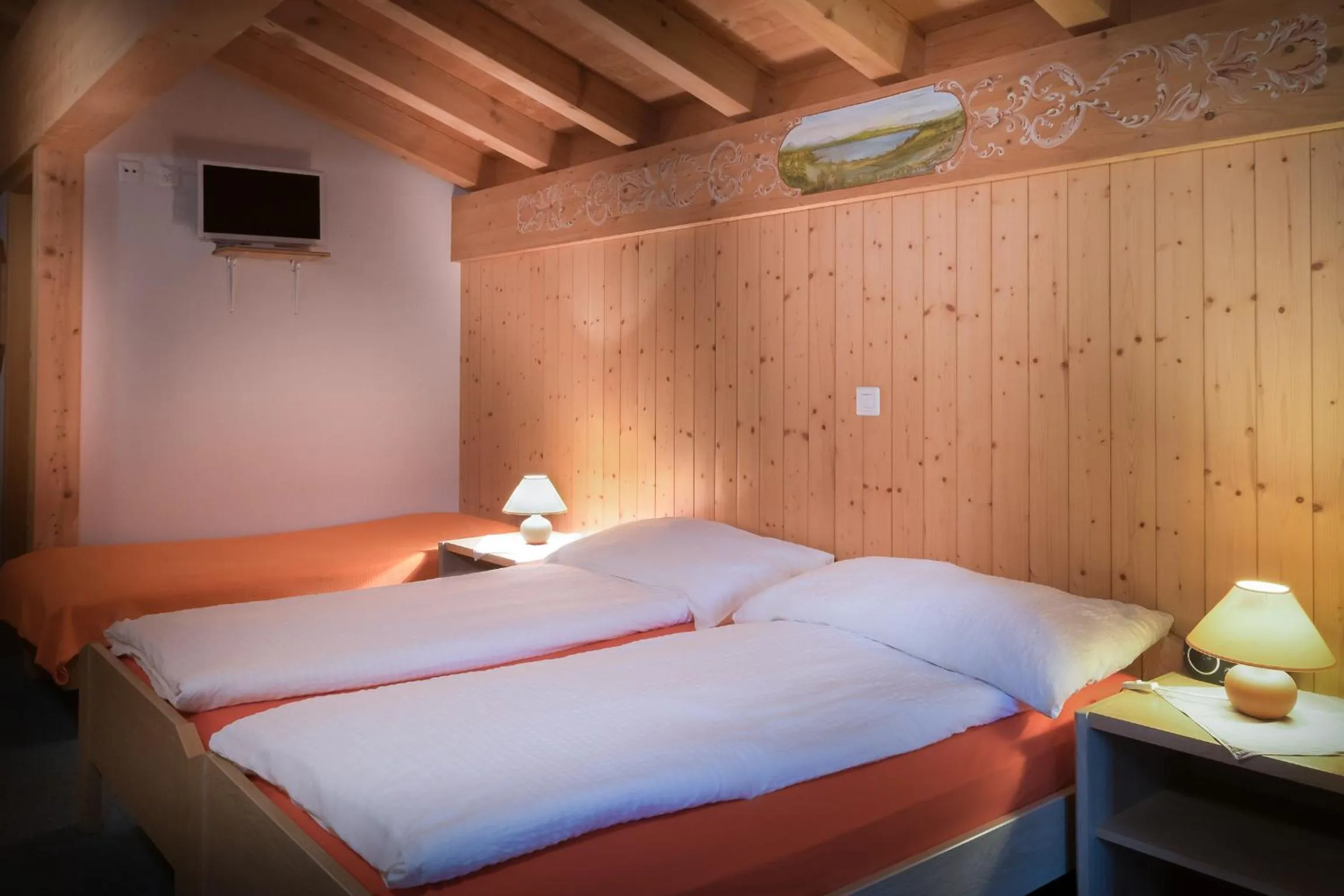 Bed in Hotel Wildbach Brienz