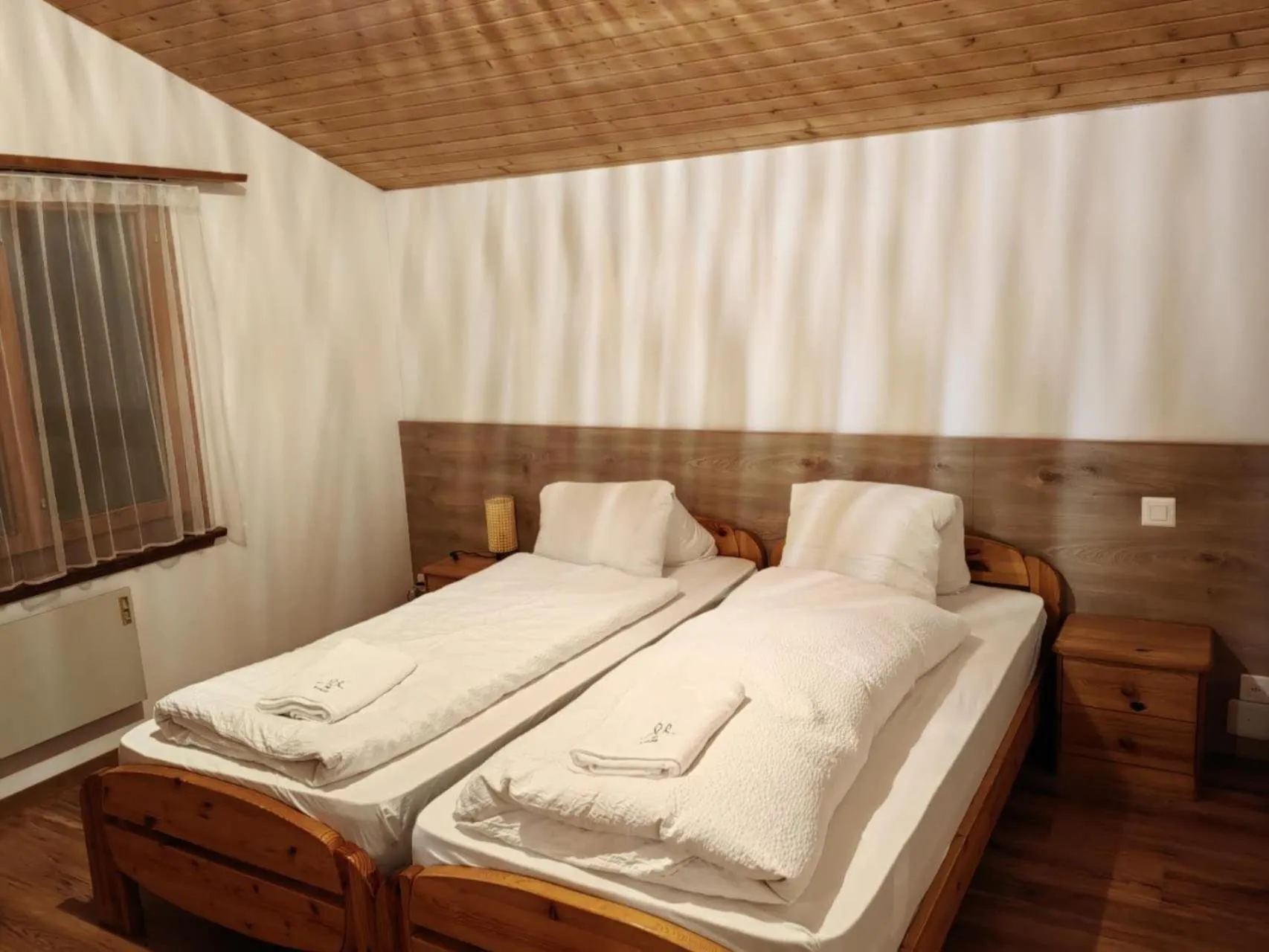 Bed in Hotel Wildbach Brienz