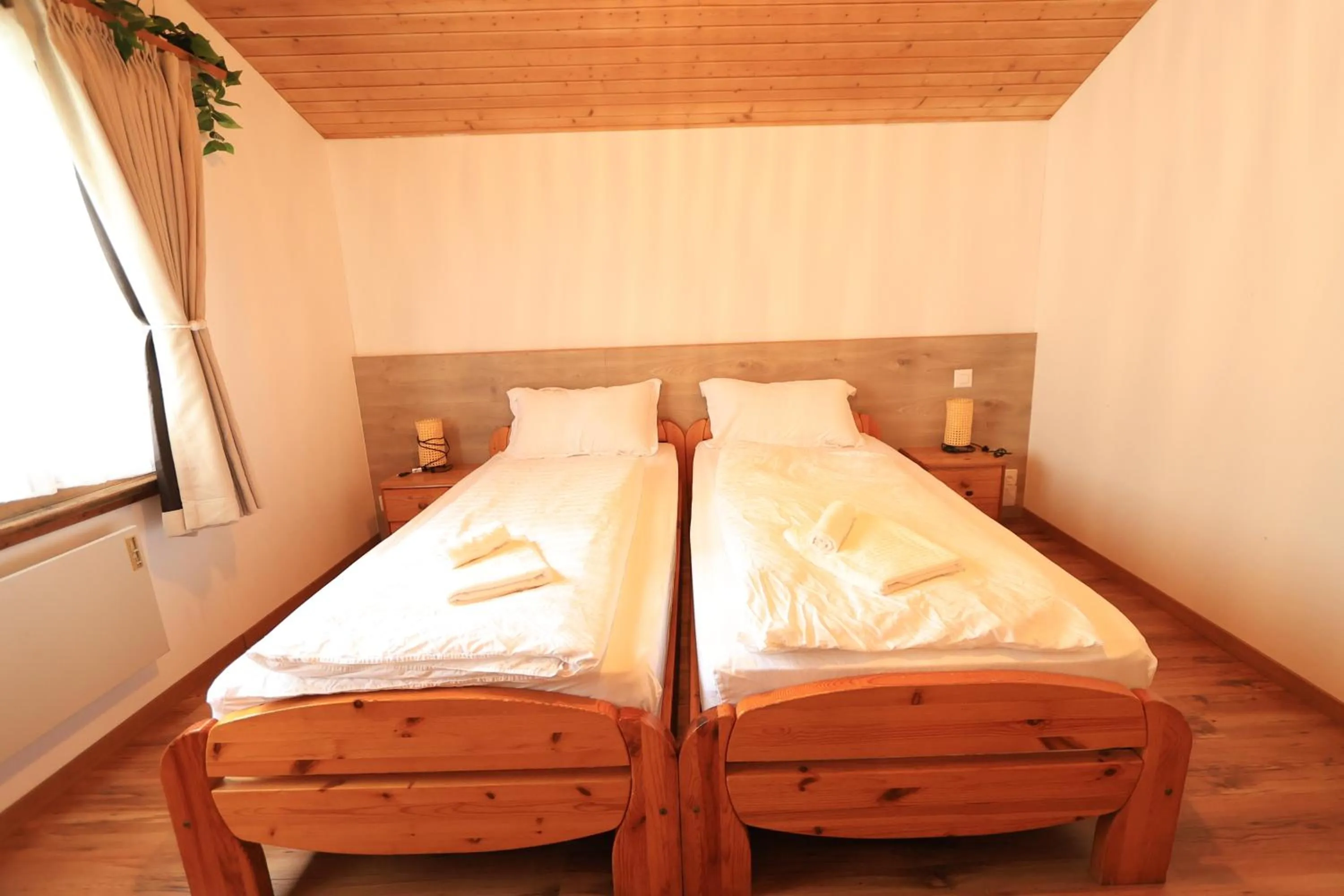 Bed in Hotel Wildbach Brienz