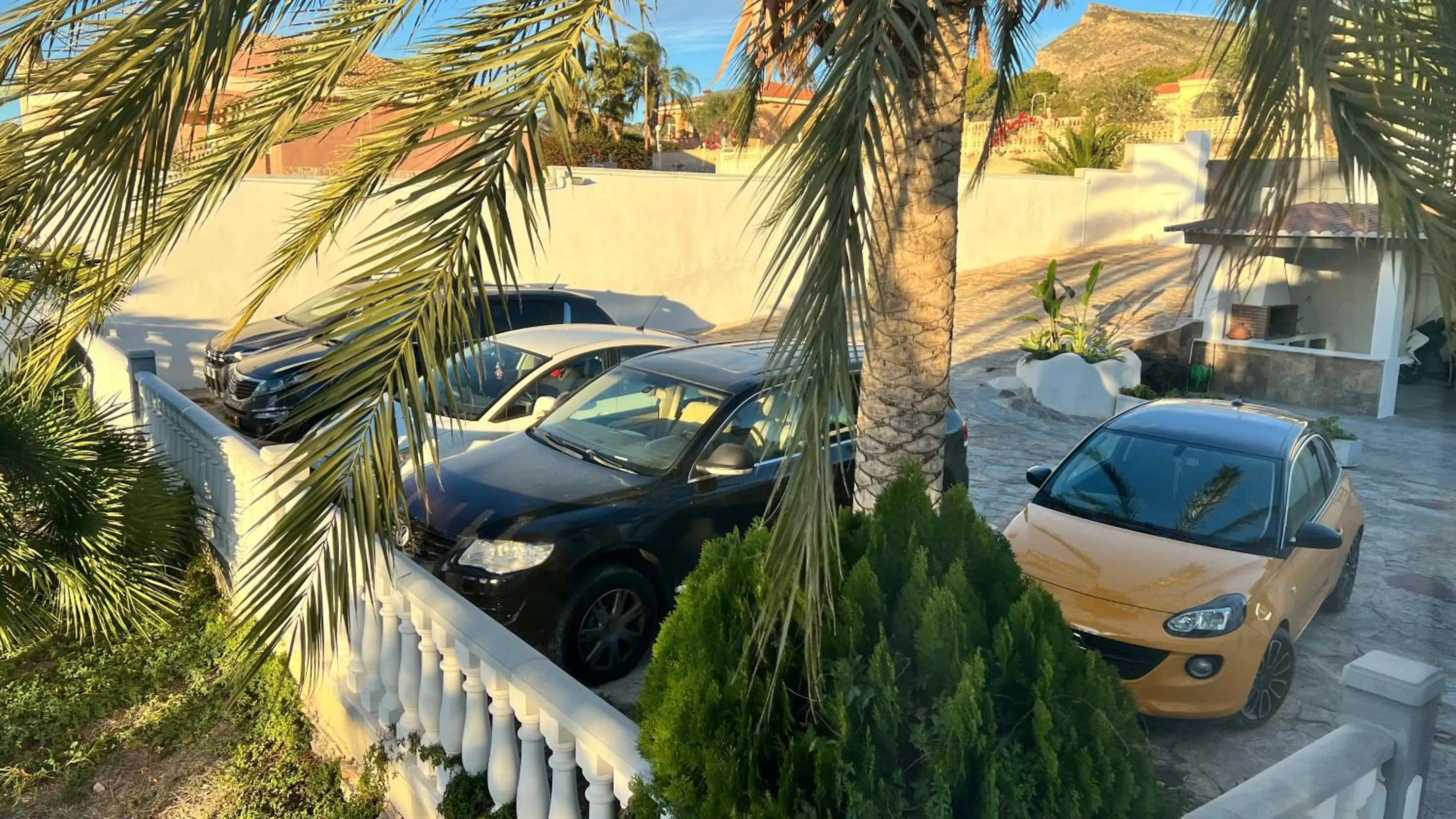 Parking in Kiwidestiny Alicante