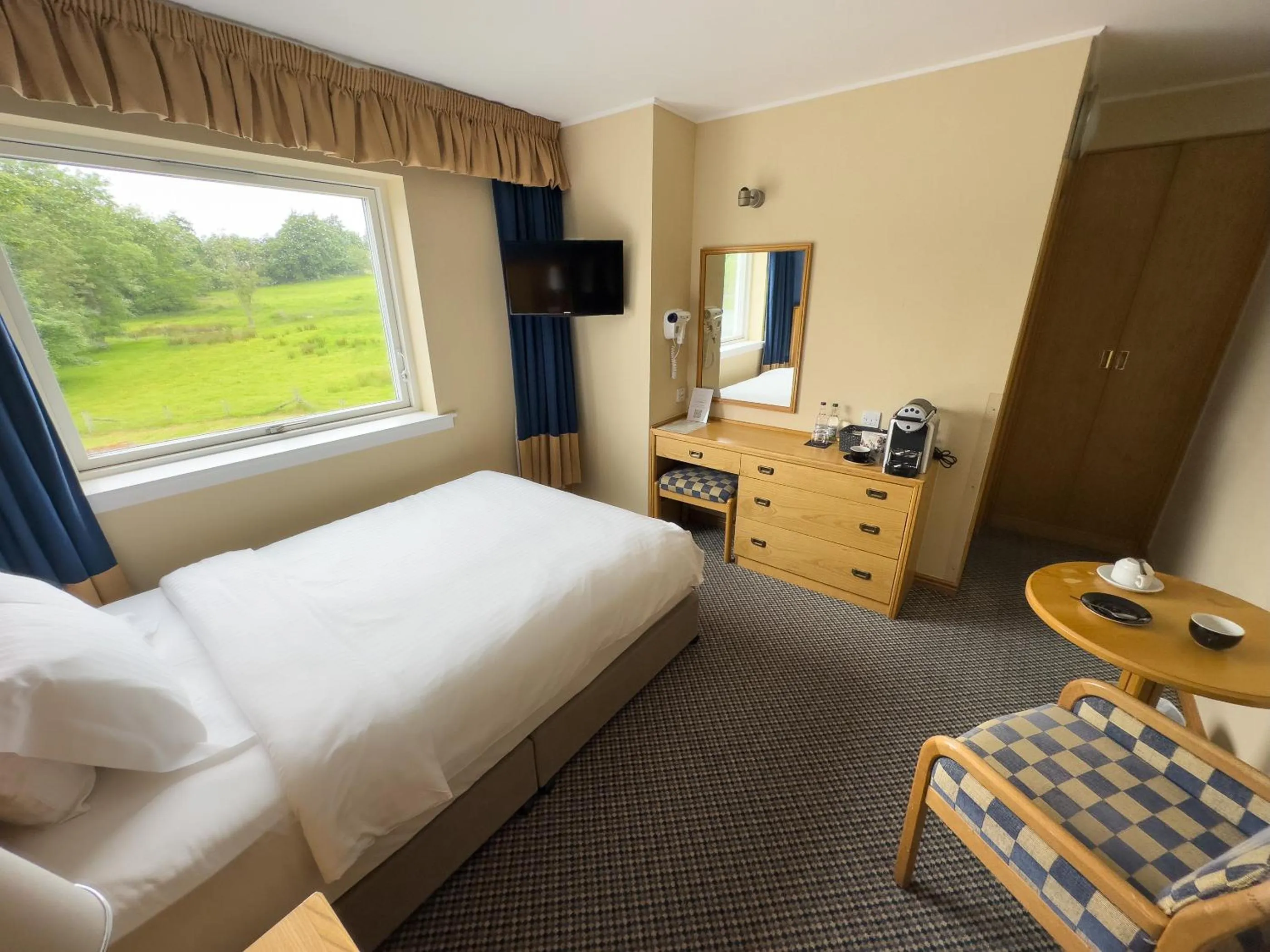 Bed in Cabarfeidh Hotel