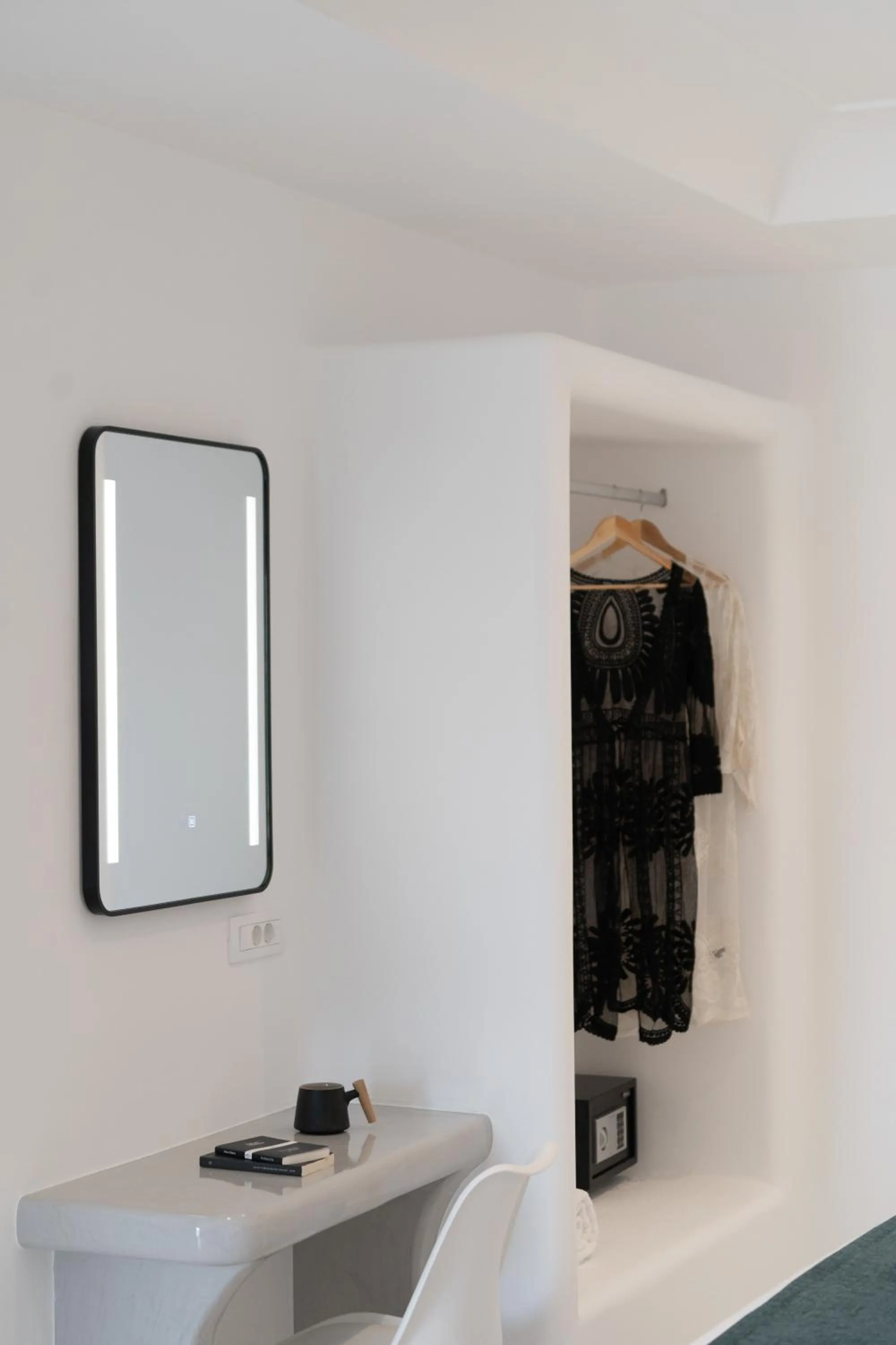 safe in Griseo Villas