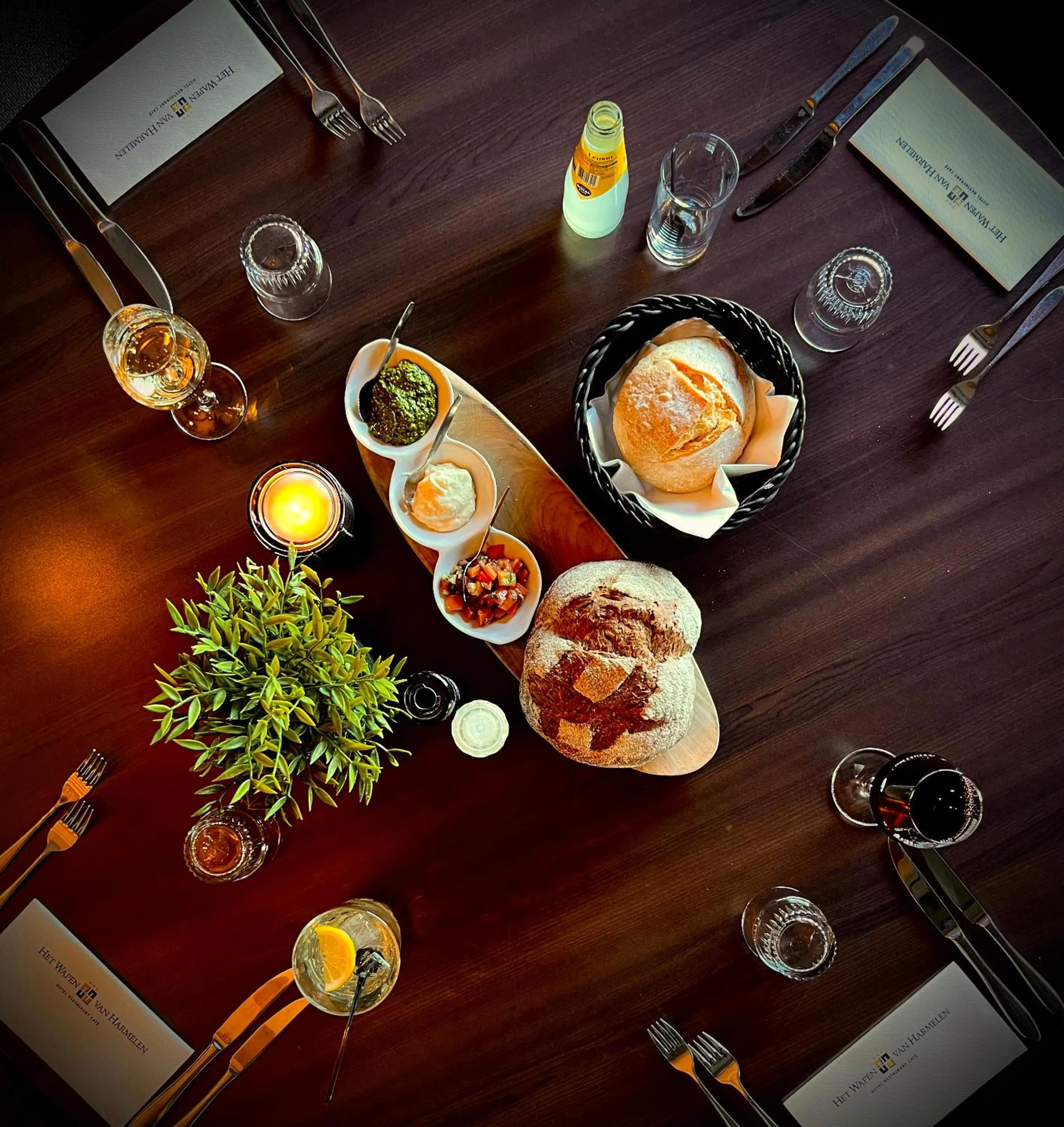 Food and drinks in Het Wapen van Harmelen