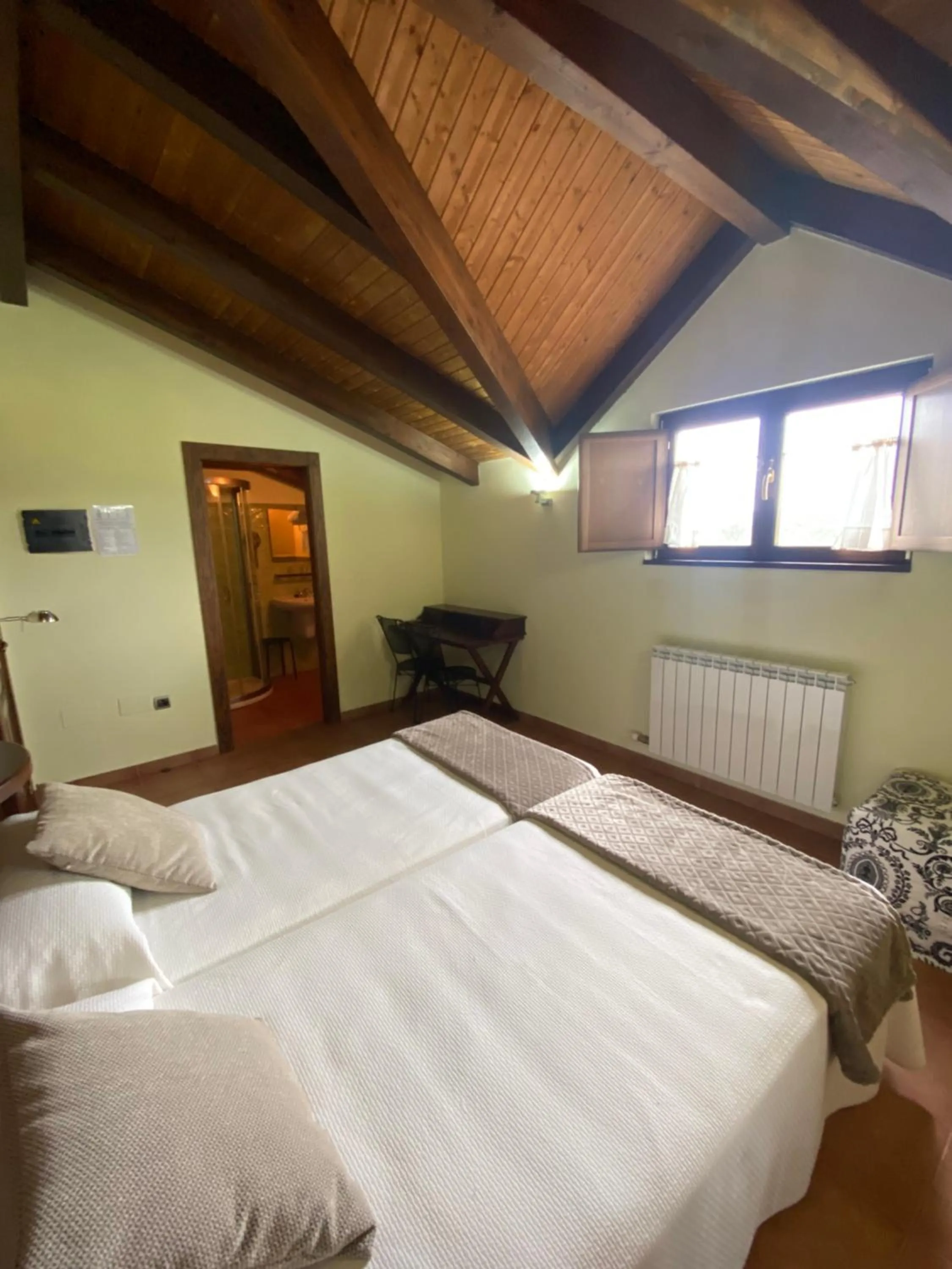 Bed in Hotel rural Monasterio de Ara Mada