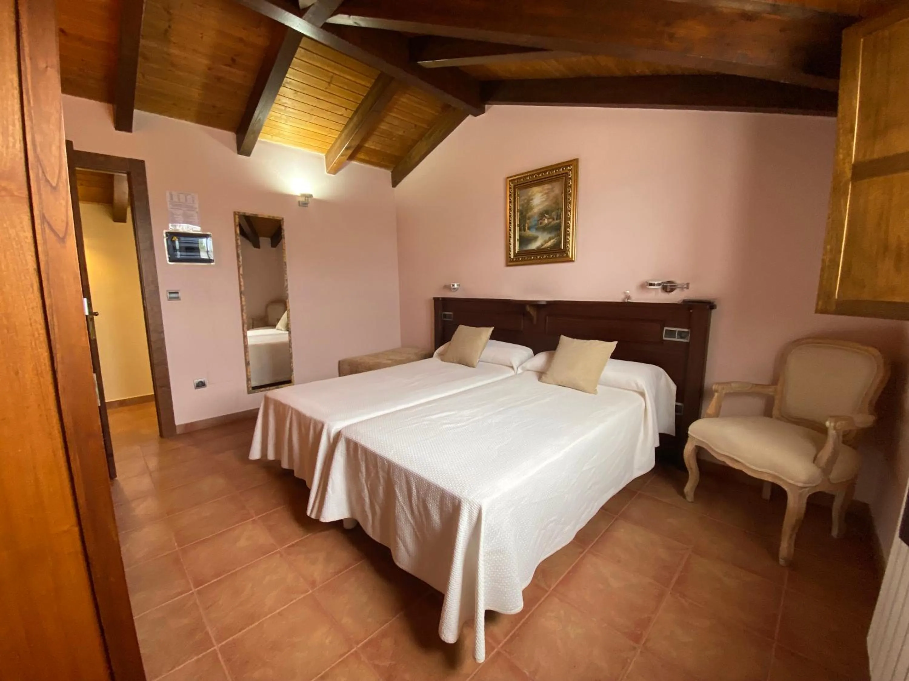 Bed in Hotel rural Monasterio de Ara Mada