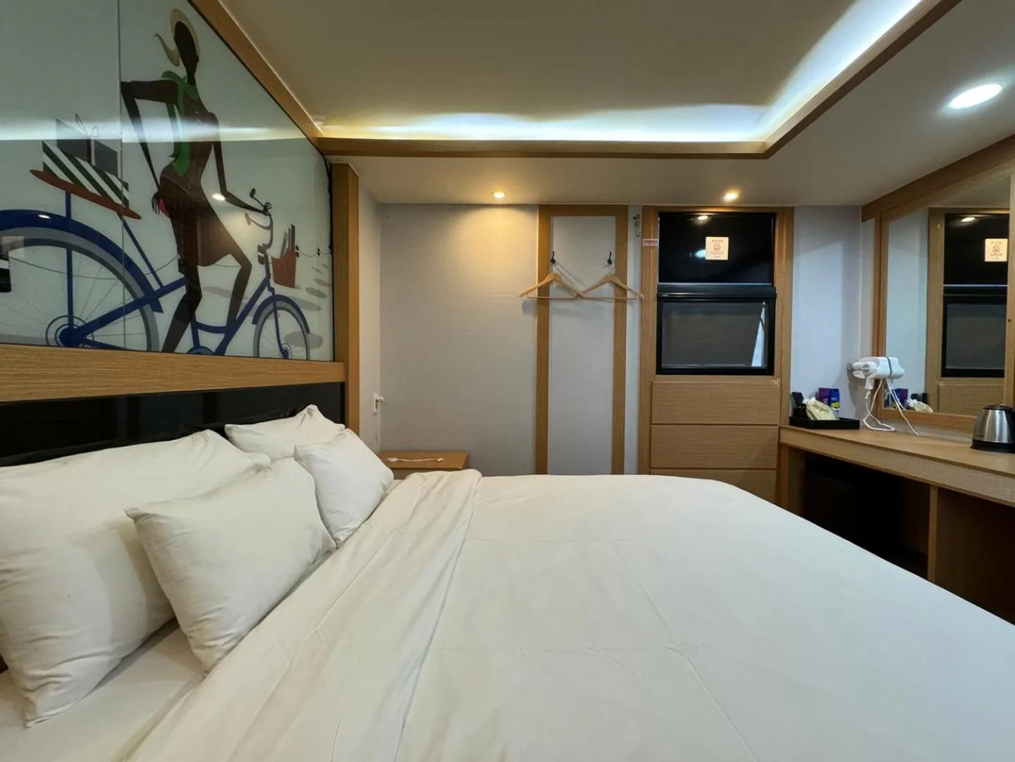 Bed in Mokpo Well hotel