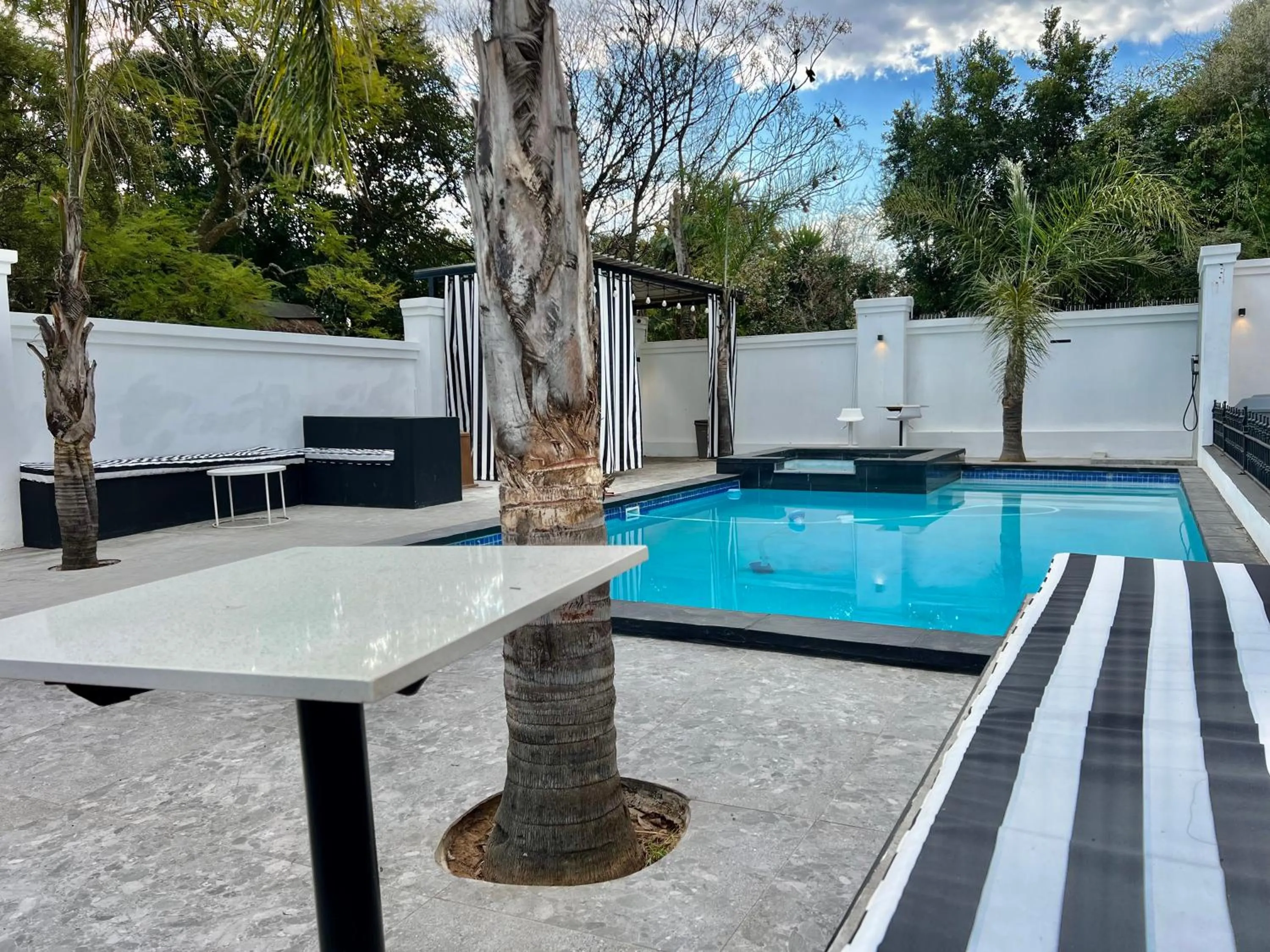 435 on vale boutique Villa