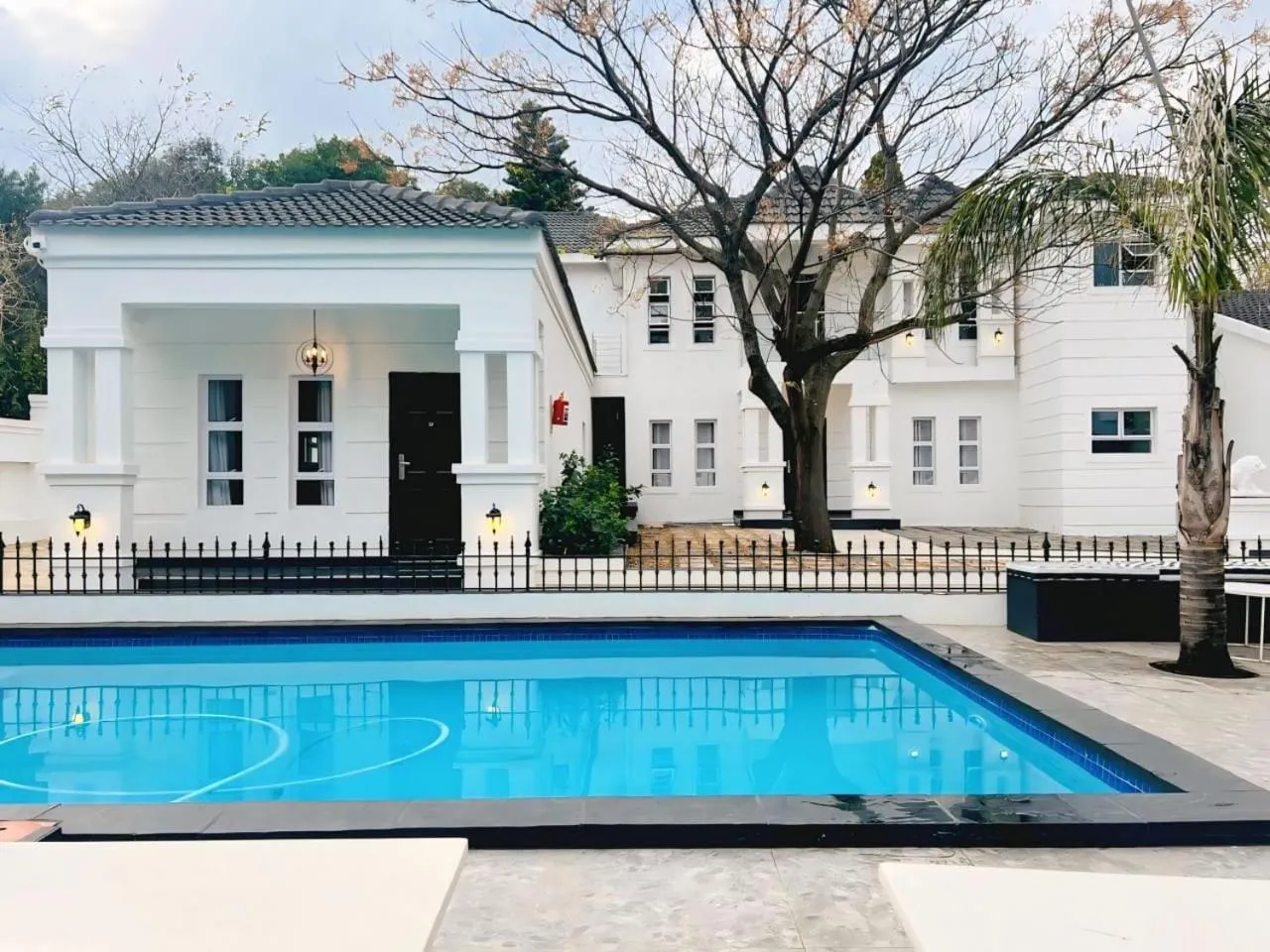 435 on vale boutique Villa