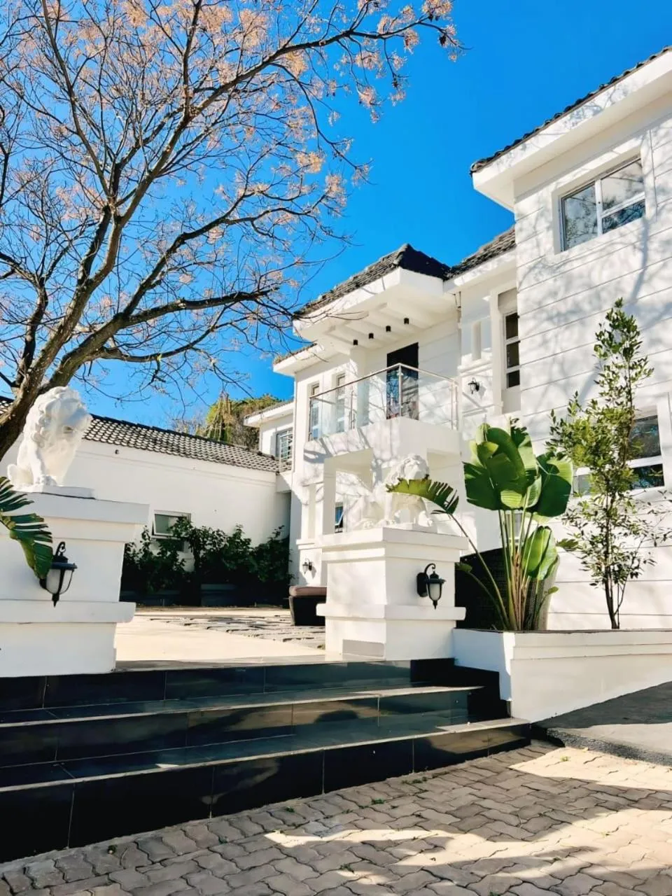 435 on vale boutique Villa