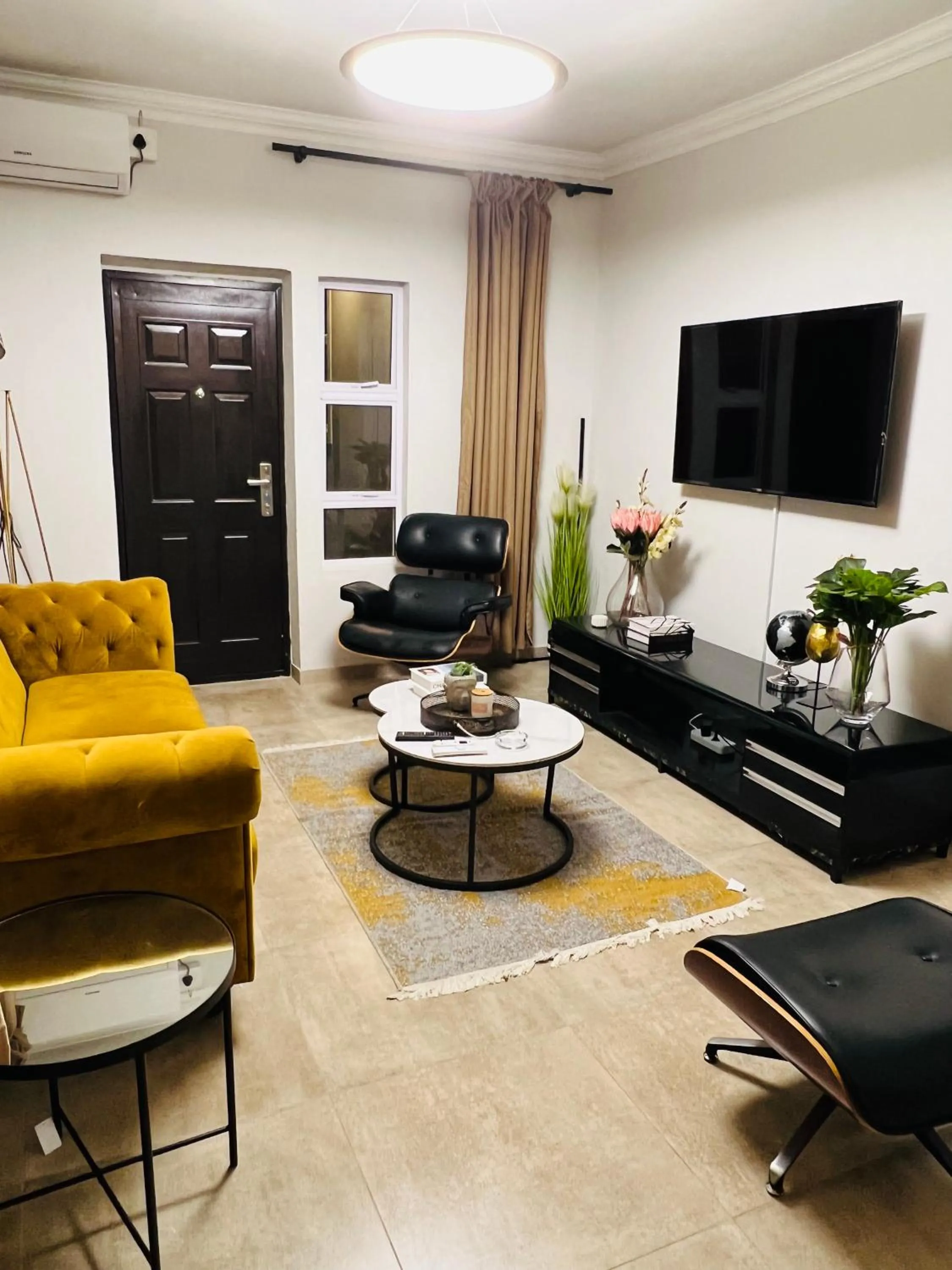 435 on vale boutique Villa