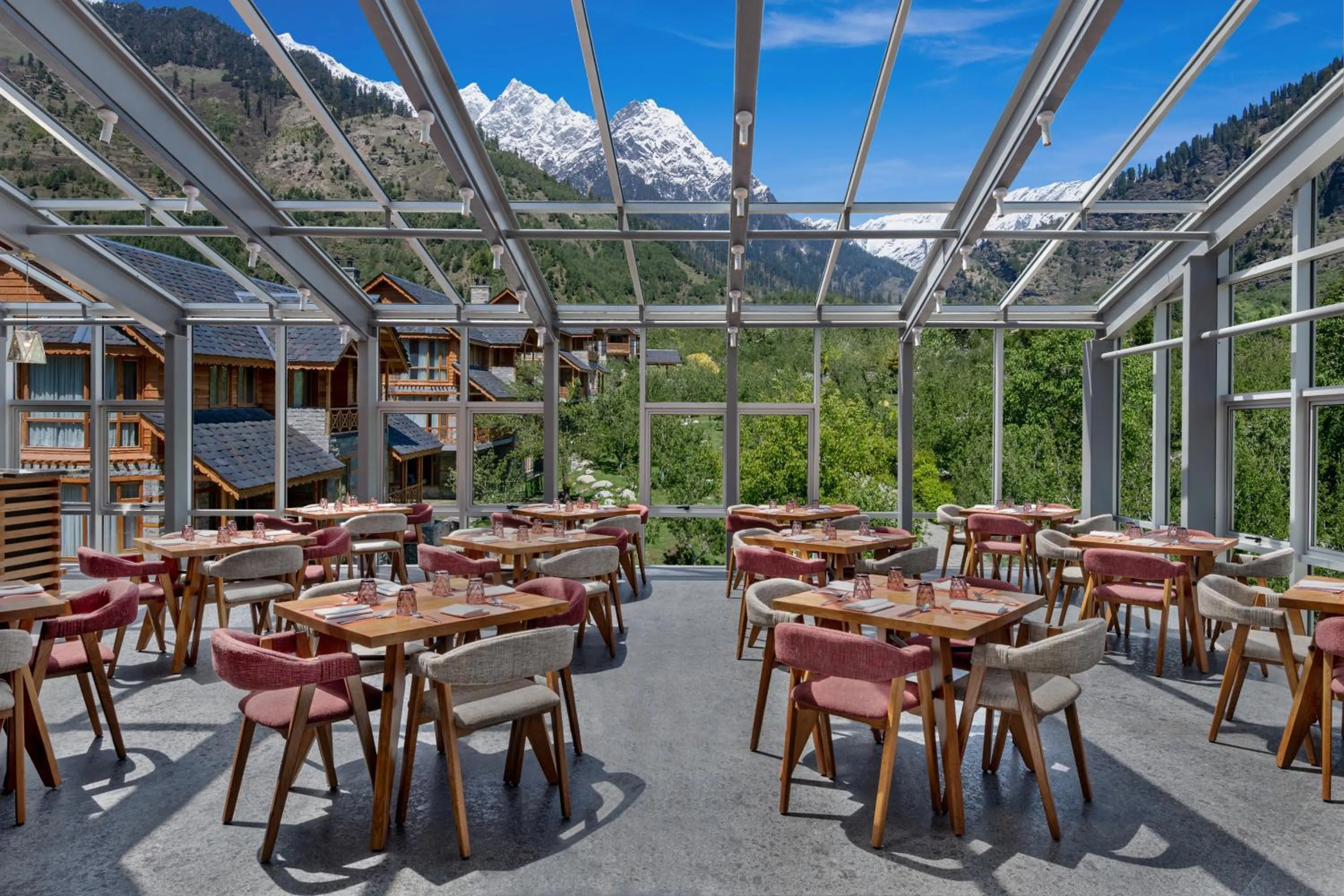 Restaurant/places to eat in Welcomhotel By ITC Hotels, Hamsa Manali