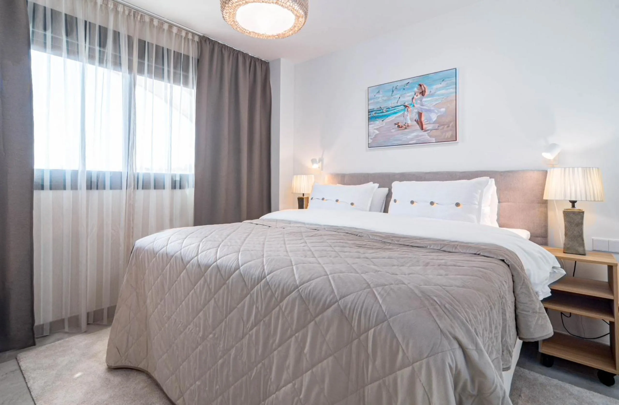 Bed in INF26H- Comfortable and spacious city apartment