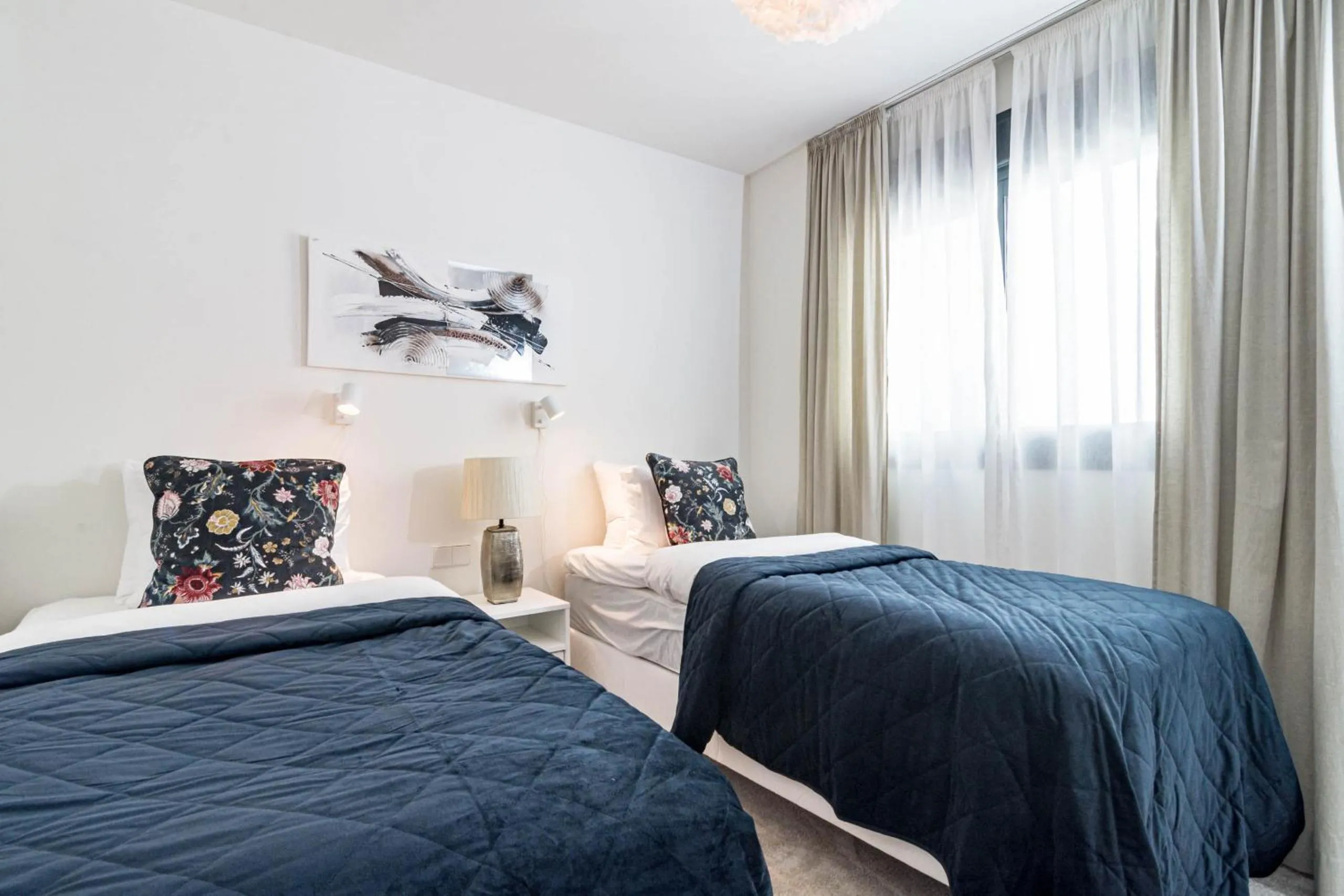 Bed in INF26H- Comfortable and spacious city apartment
