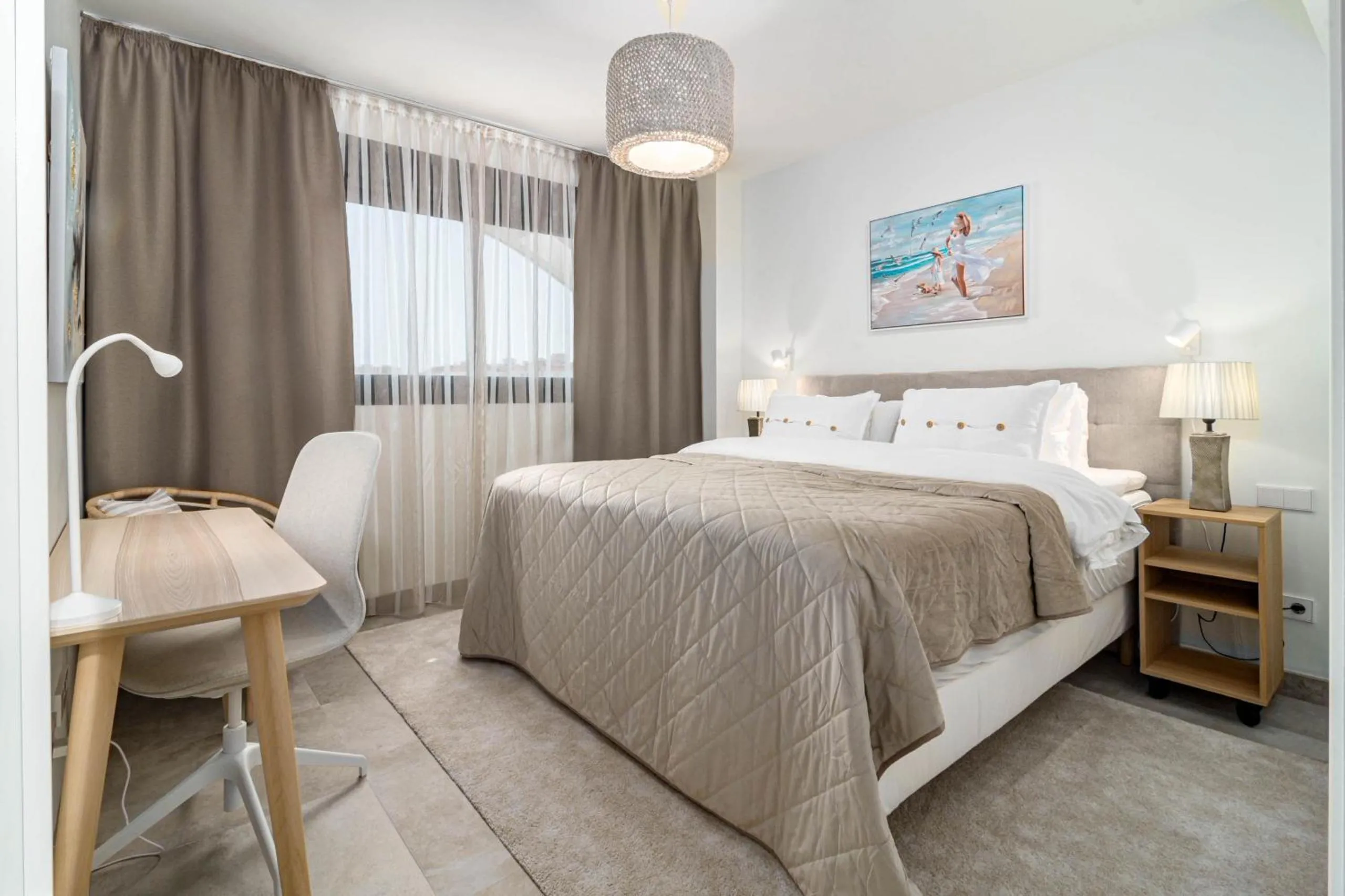 Bed in INF26H- Comfortable and spacious city apartment