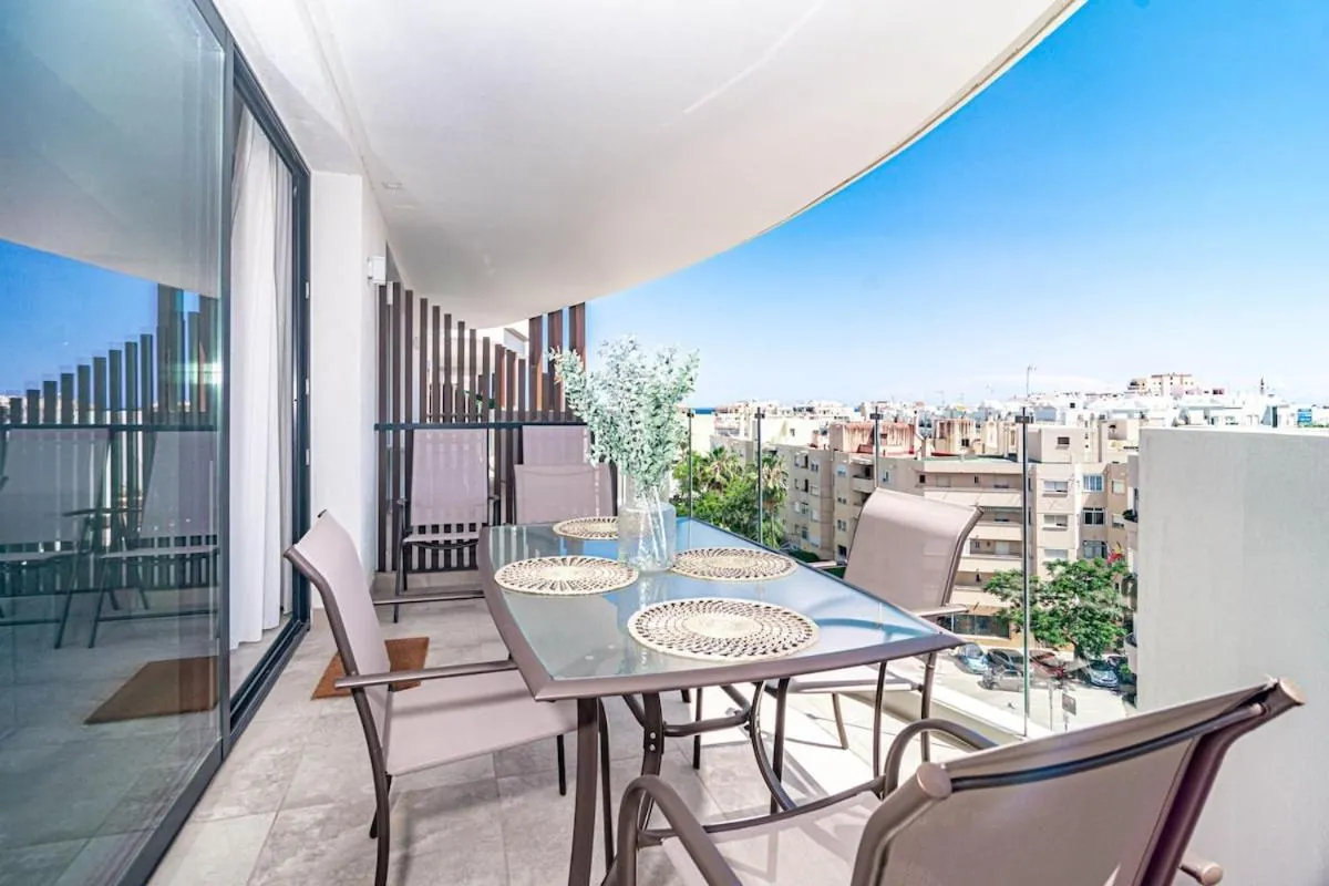Other in INF26H- Comfortable and spacious city apartment