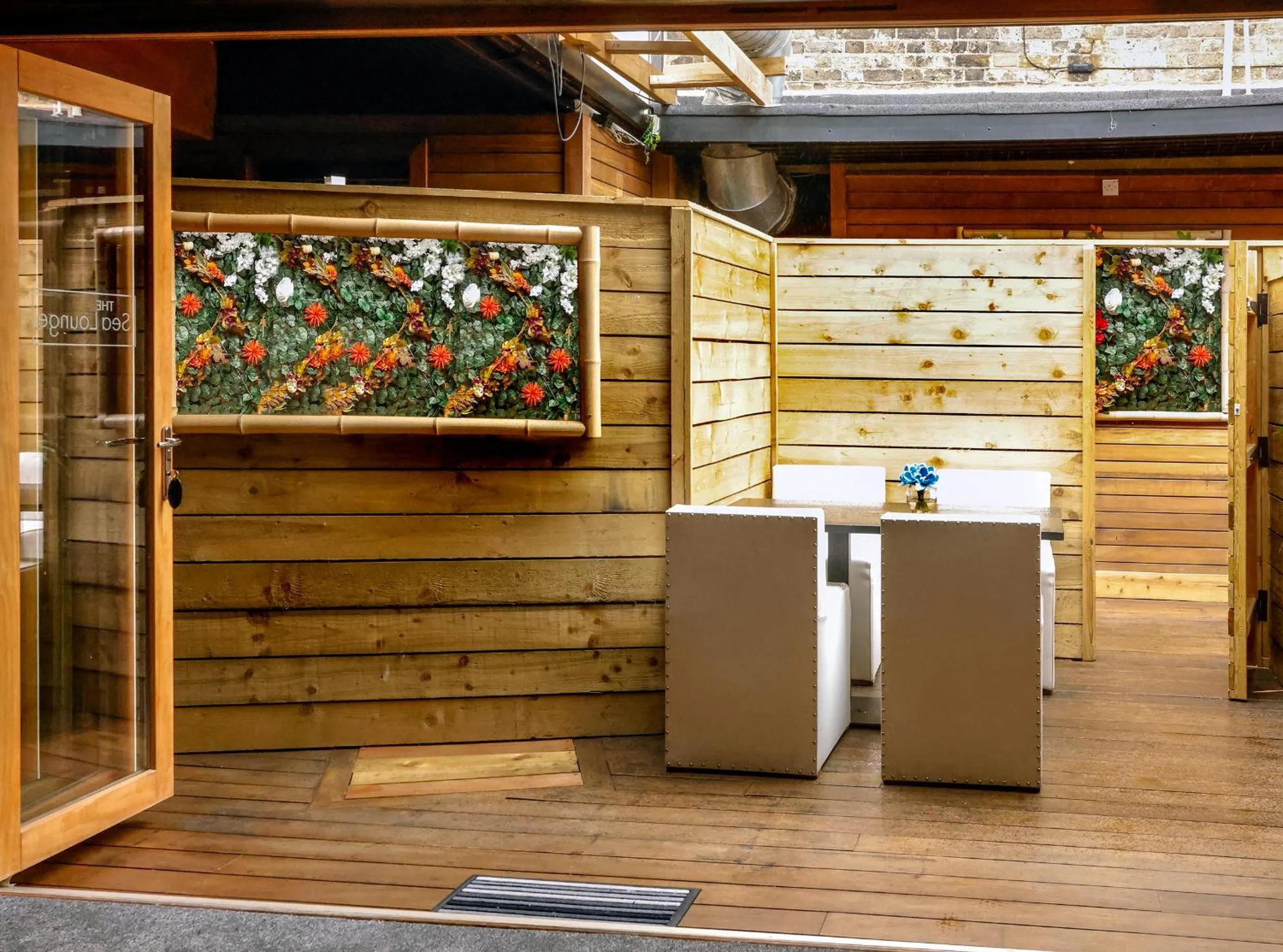 The Sea Lounge Accomodation