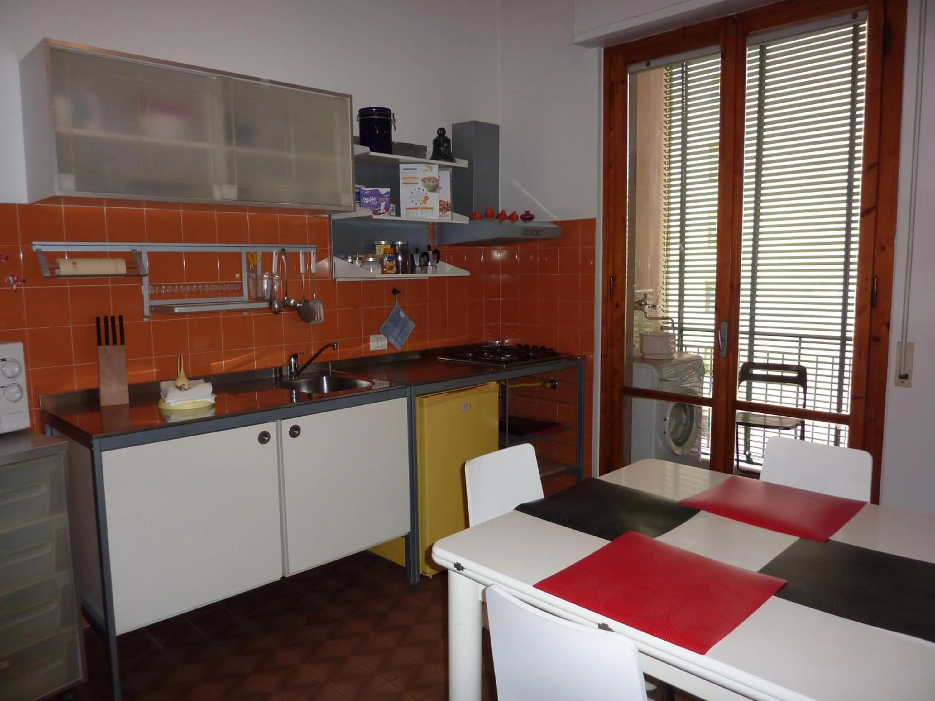 Communal kitchen in A Firenze da Paolo