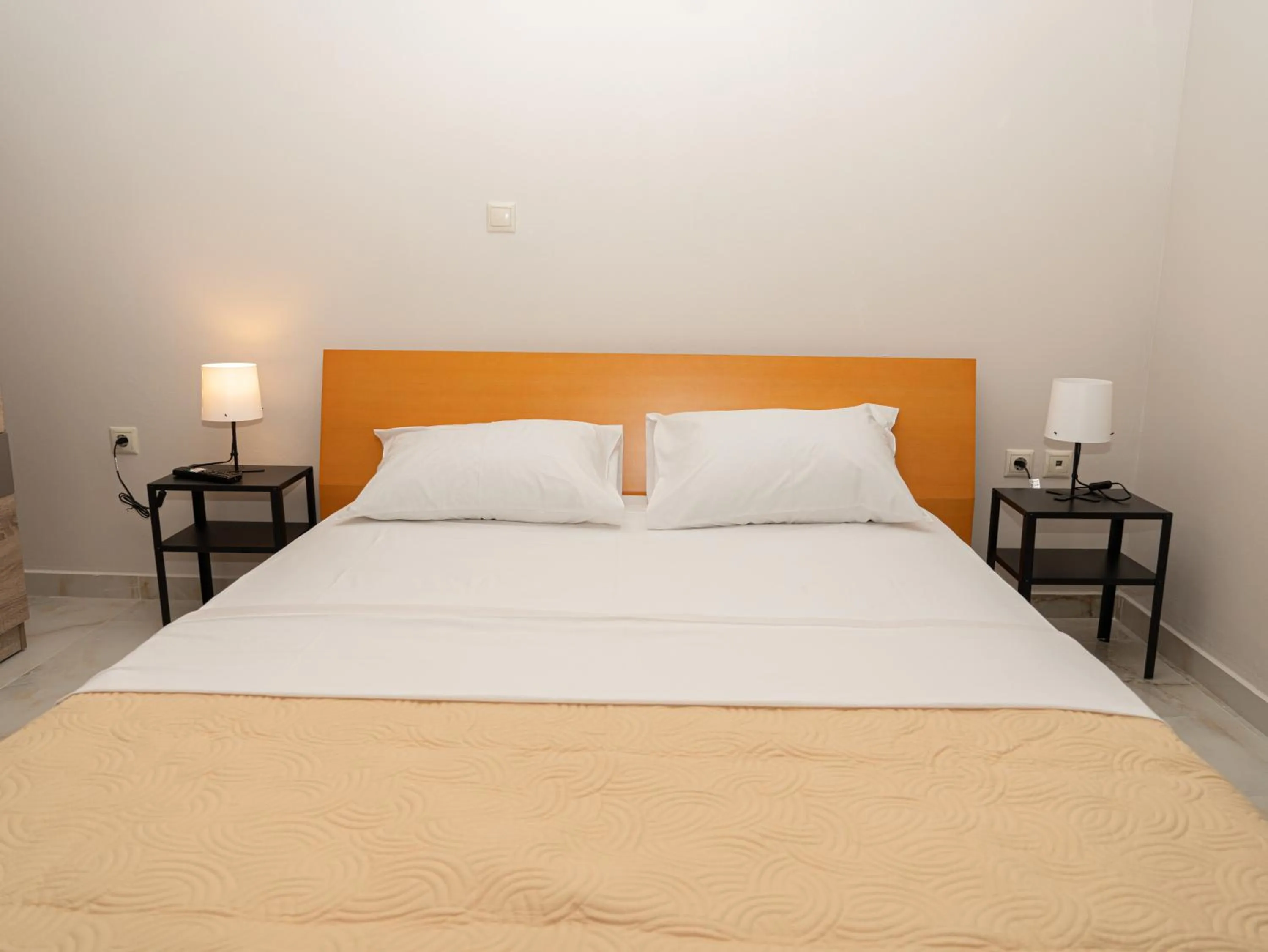 Bed in ALLAGIANNIS GROUP APARTMENTS