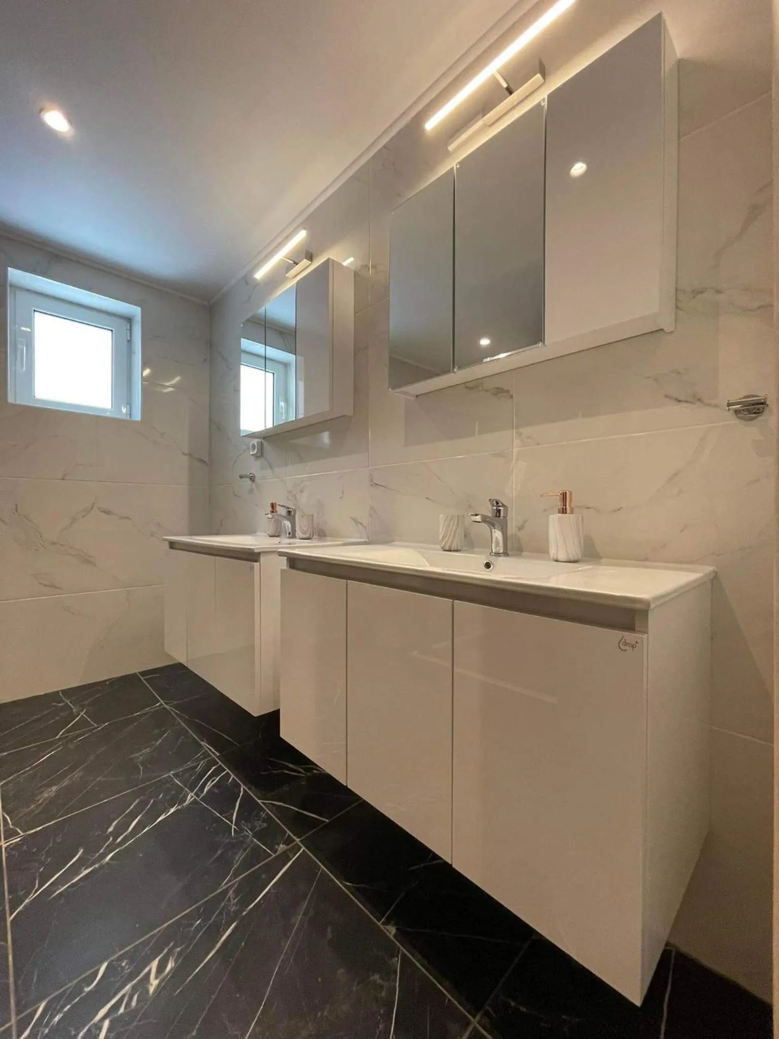 Bathroom in ALLAGIANNIS GROUP APARTMENTS