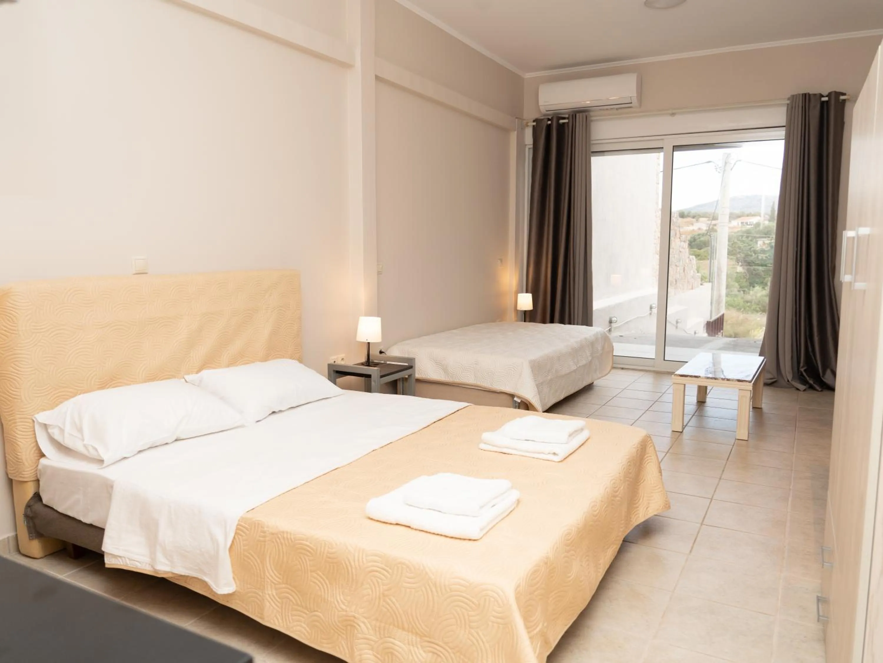 Bedroom, Bed in ALLAGIANNIS GROUP APARTMENTS