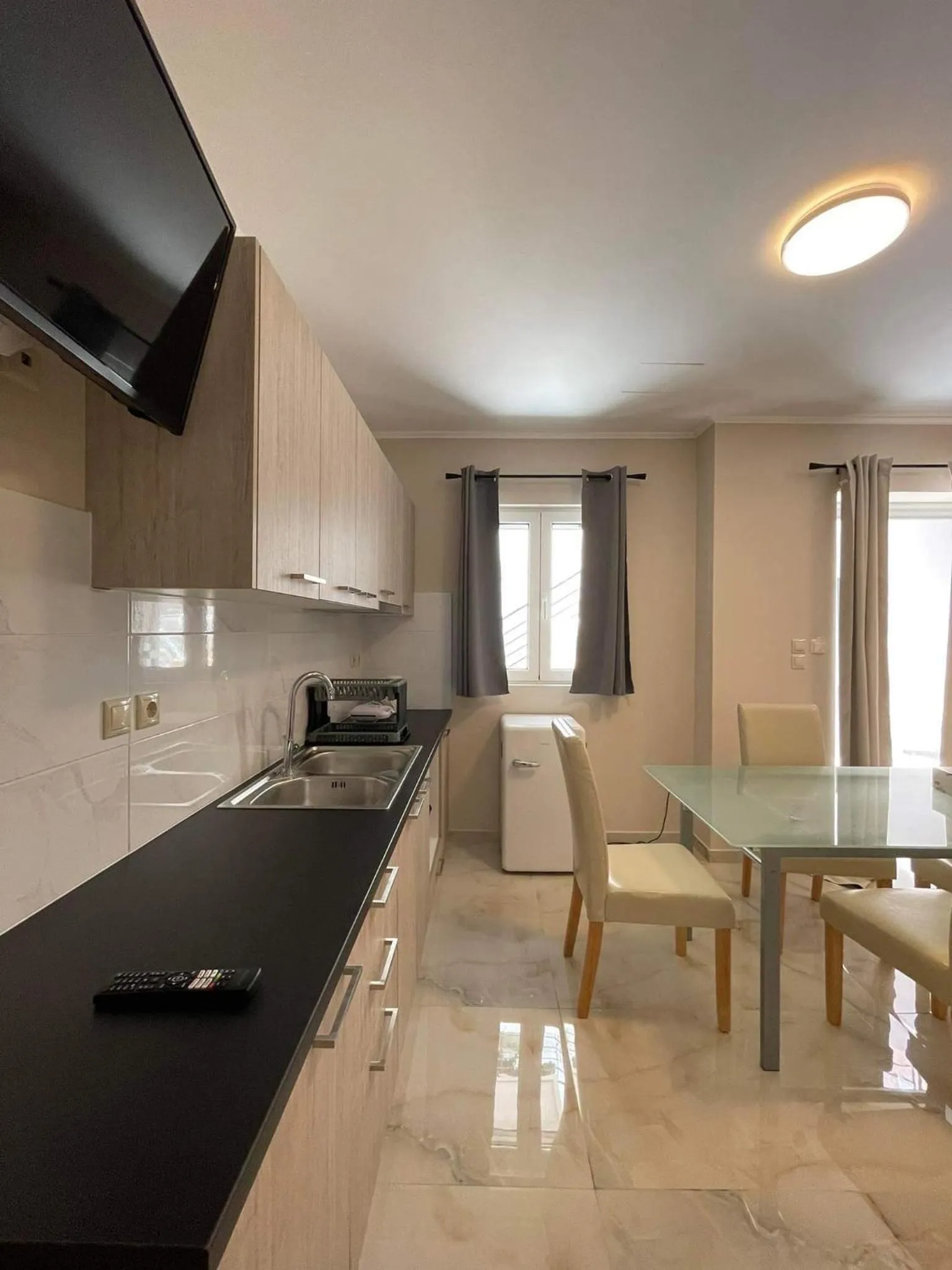 Dining area in ALLAGIANNIS GROUP APARTMENTS