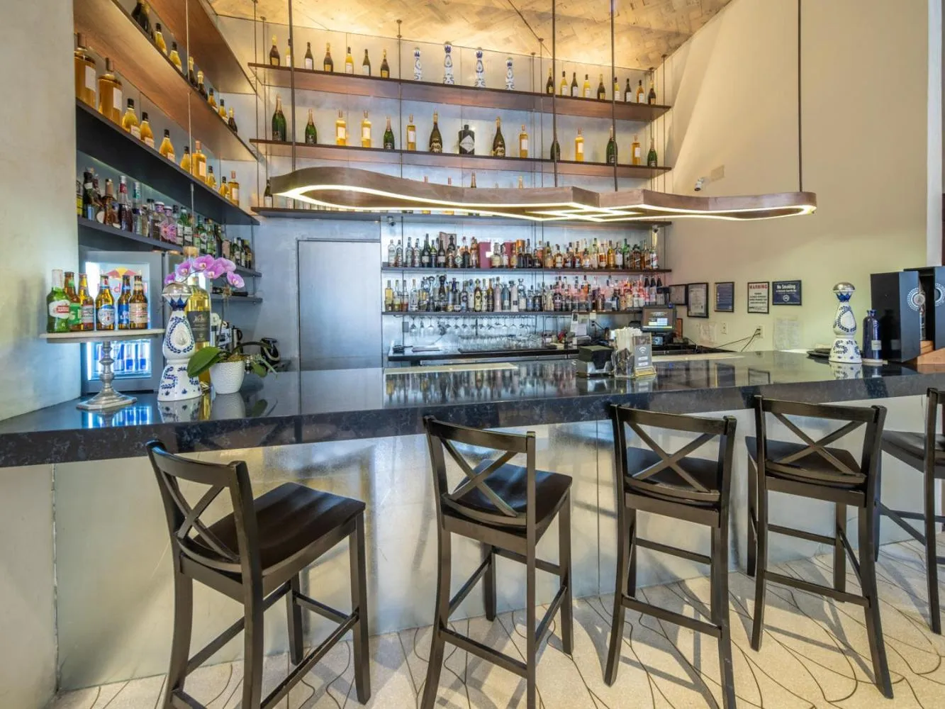 Lounge or bar in The Marmara Park Avenue