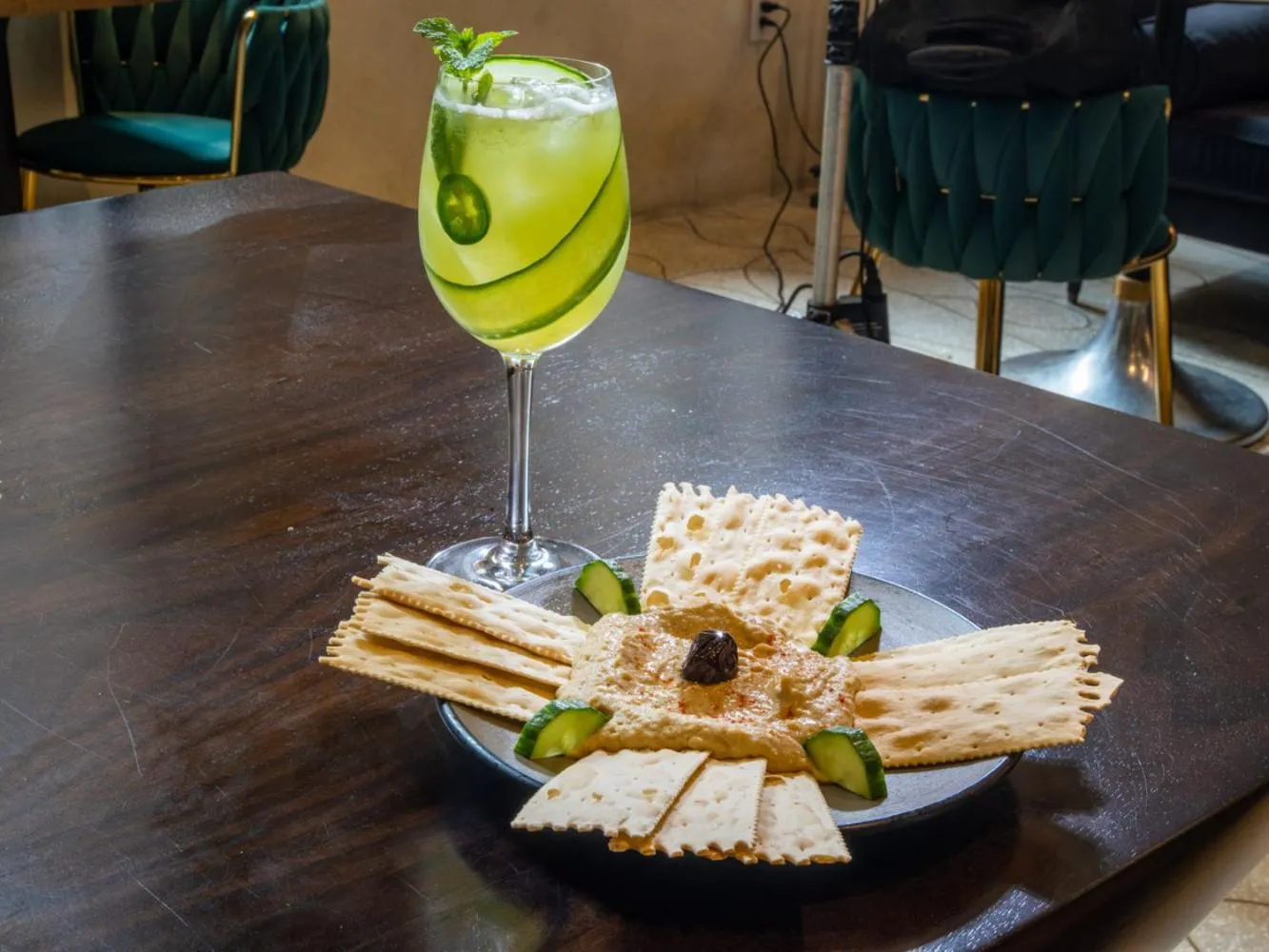 Food and drinks in The Marmara Park Avenue