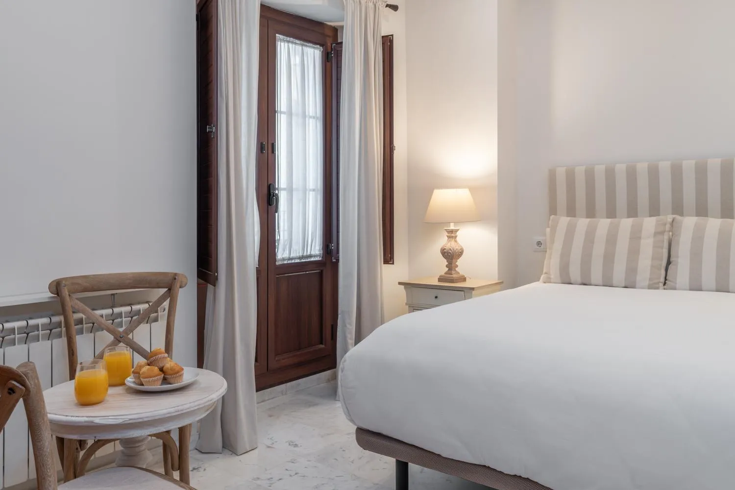 Bed in tuGuest Corazón de Granada Apartment