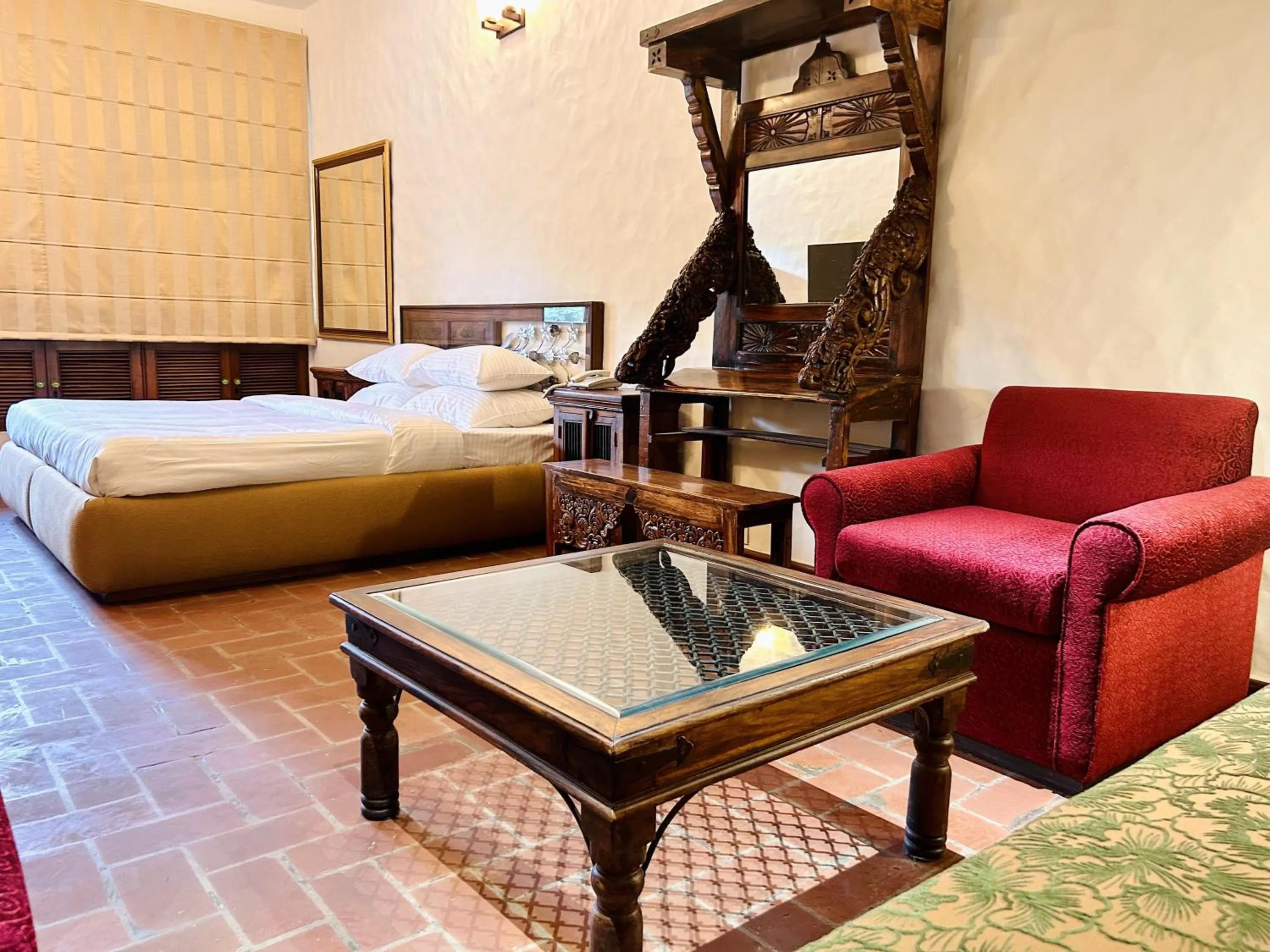 Bed in The Kaptain's Retreat